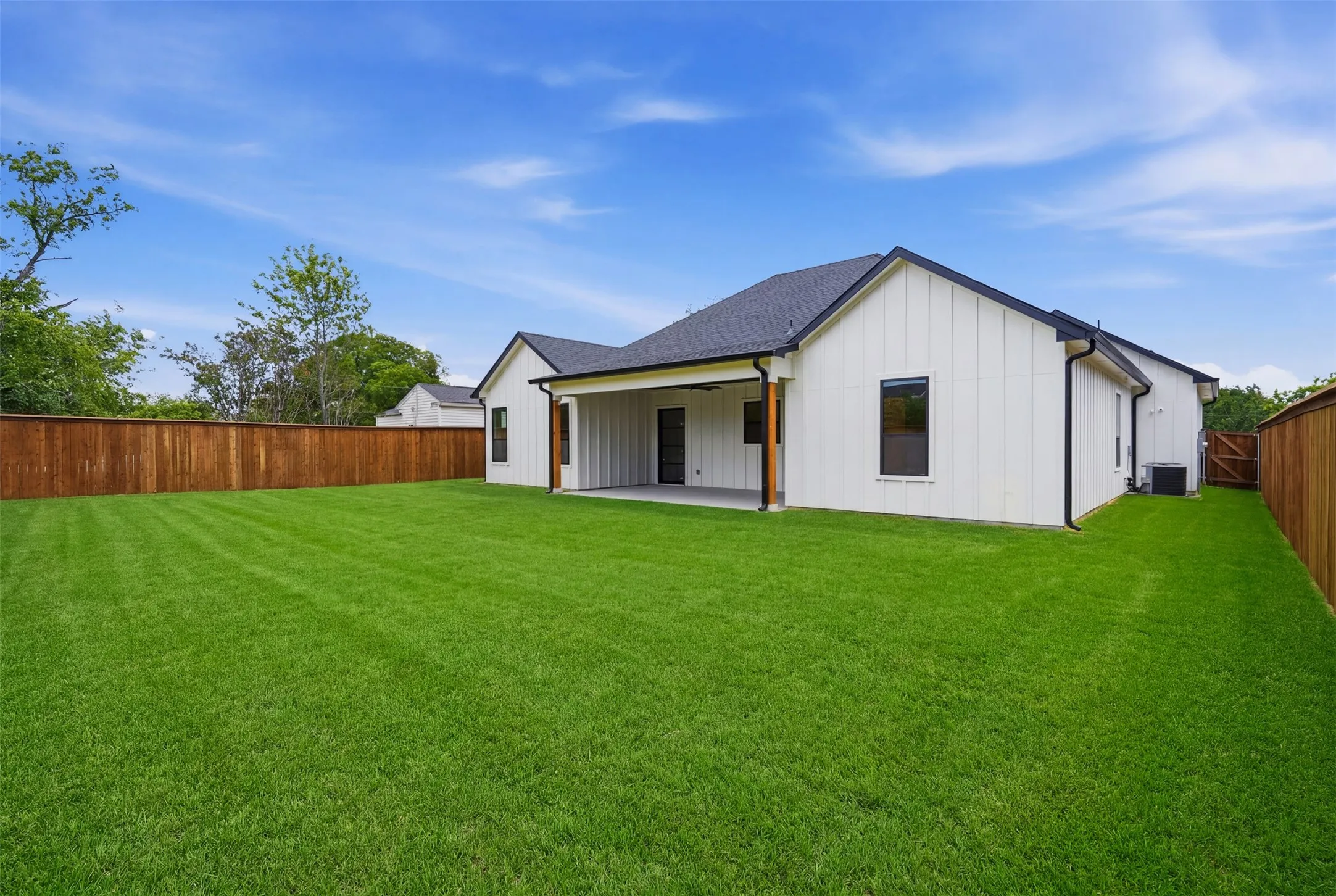 Single Family Residence For Sale in Tarrant County , 6404 Camp Bowie Boulevard, Fort Worth, Texas 76116, 4 Bedroom, 3 Bathroom, 2 Garage spaces, 2,300 Sqft, built in 2026, mls#21333298, Real Estate Agent in Fort Worth, Homes For Sale in Tarrant county, Homes For Sale in Fort Worth, Realtor in Fort Worth Texas, Real Estate Brokerage Independent Realty Texas, Luminita Cordes Realtor