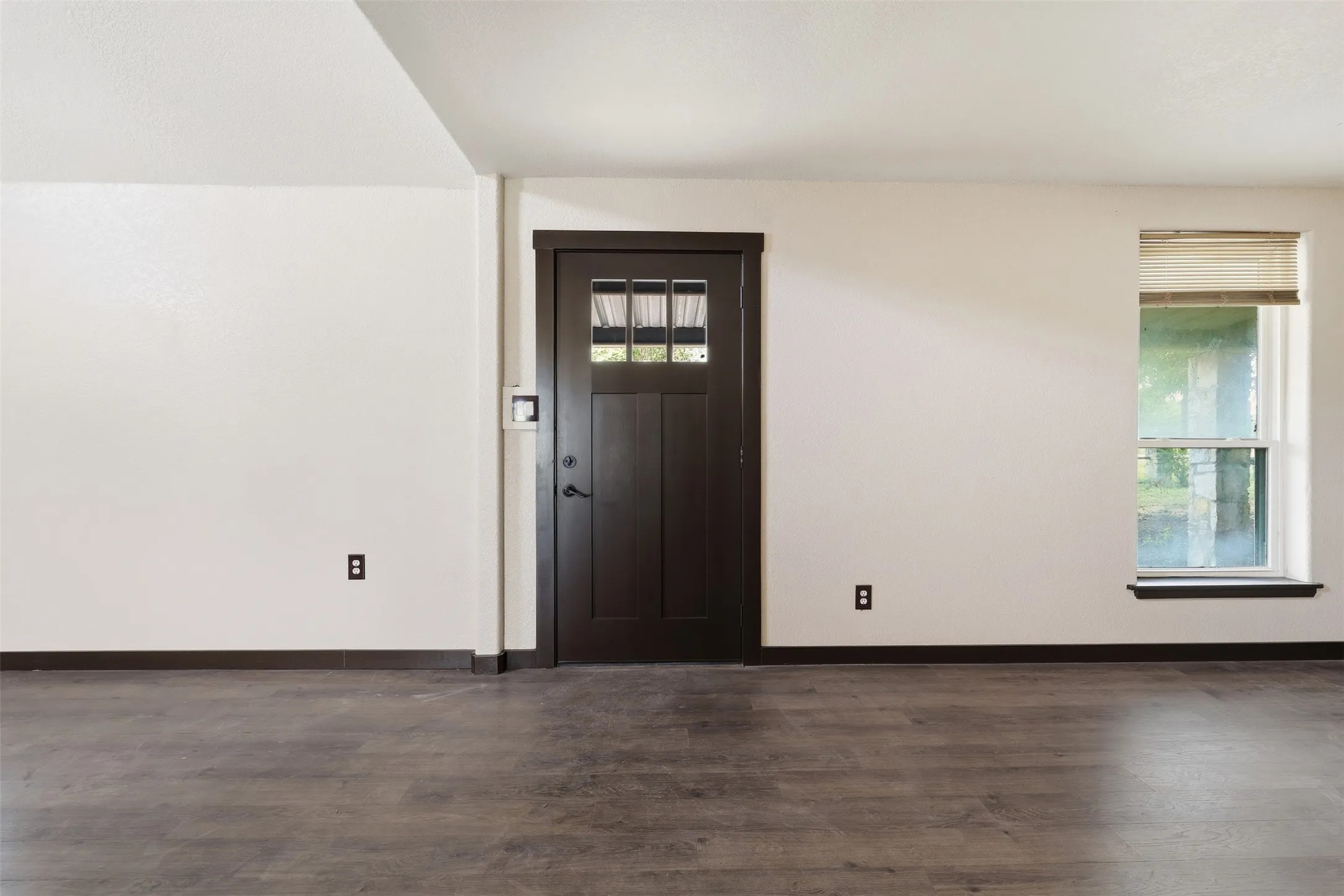 Single Family Residence For Sale in Hamilton County , 5377 Fm 219 W, Carlton, Texas 76436, 3 Bedroom, 2 Bathroom, Garage spaces, 2,675 Sqft, built in 2007, mls#21333069, Real Estate Agent in Carlton, Homes For Sale in Hamilton county, Homes For Sale in Carlton, Realtor in Carlton Texas, Real Estate Brokerage Independent Realty Texas, Luminita Cordes Realtor