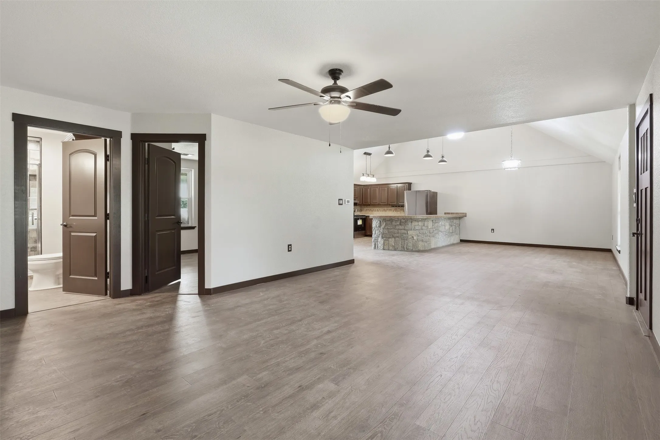 Single Family Residence For Sale in Hamilton County , 5377 Fm 219 W, Carlton, Texas 76436, 3 Bedroom, 2 Bathroom, Garage spaces, 2,675 Sqft, built in 2007, mls#21333069, Real Estate Agent in Carlton, Homes For Sale in Hamilton county, Homes For Sale in Carlton, Realtor in Carlton Texas, Real Estate Brokerage Independent Realty Texas, Luminita Cordes Realtor