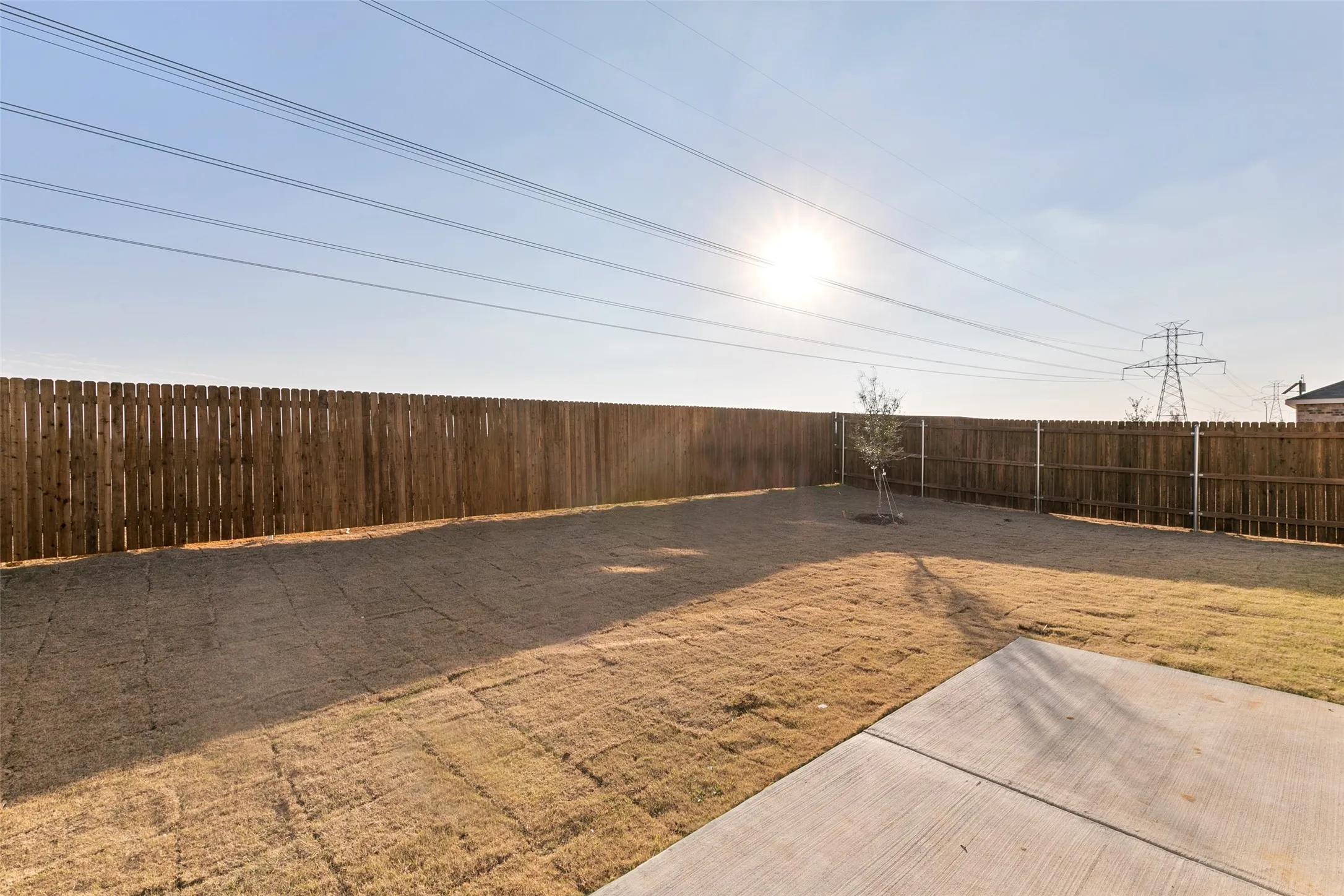 Single Family Residence For Rent in Tarrant County , 4509 Greenham Lane, Fort Worth, Texas 76036, 3 Bedroom, 2 Bathroom, 2 Garage spaces, 1,512 Sqft, built in 2021, mls#21330620, Real Estate Agent in Fort Worth, Homes For Rent in Tarrant county, Homes For Rent in Fort Worth, Realtor in Fort Worth Texas, Real Estate Brokerage Independent Realty Texas, Luminita Cordes Realtor