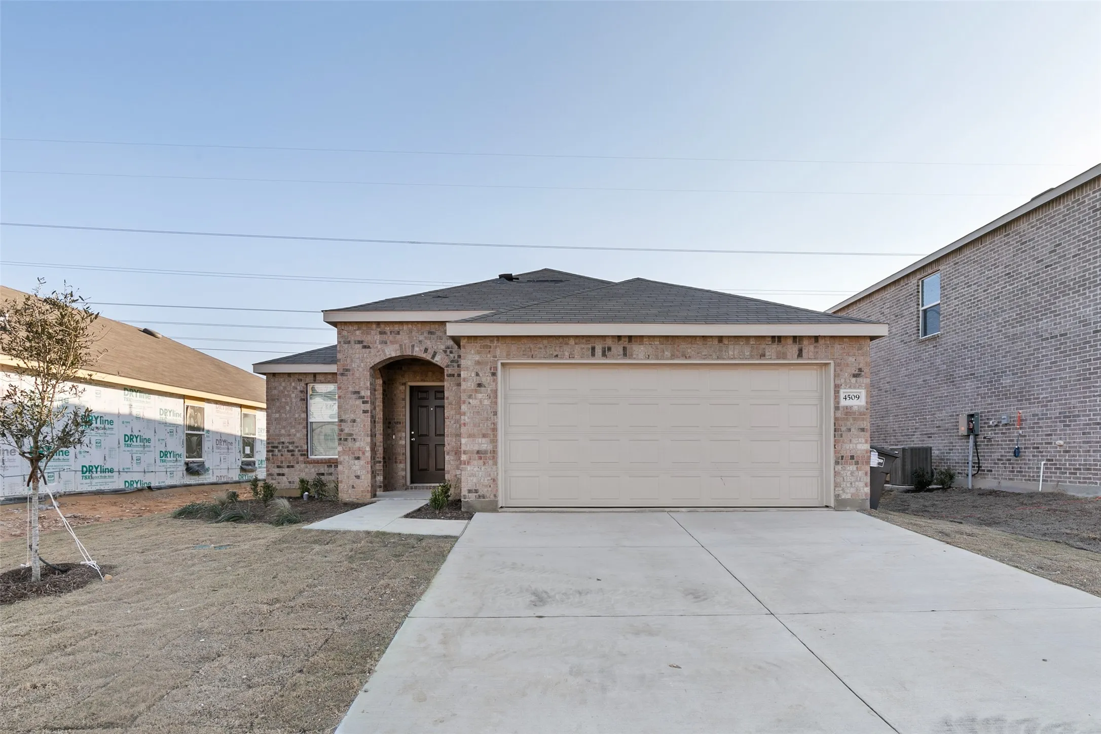 Single Family Residence For Rent in Tarrant County , 4509 Greenham Lane, Fort Worth, Texas 76036, 3 Bedroom, 2 Bathroom, 2 Garage spaces, 1,512 Sqft, built in 2021, mls#21330620, Real Estate Agent in Fort Worth, Homes For Rent in Tarrant county, Homes For Rent in Fort Worth, Realtor in Fort Worth Texas, Real Estate Brokerage Independent Realty Texas, Luminita Cordes Realtor