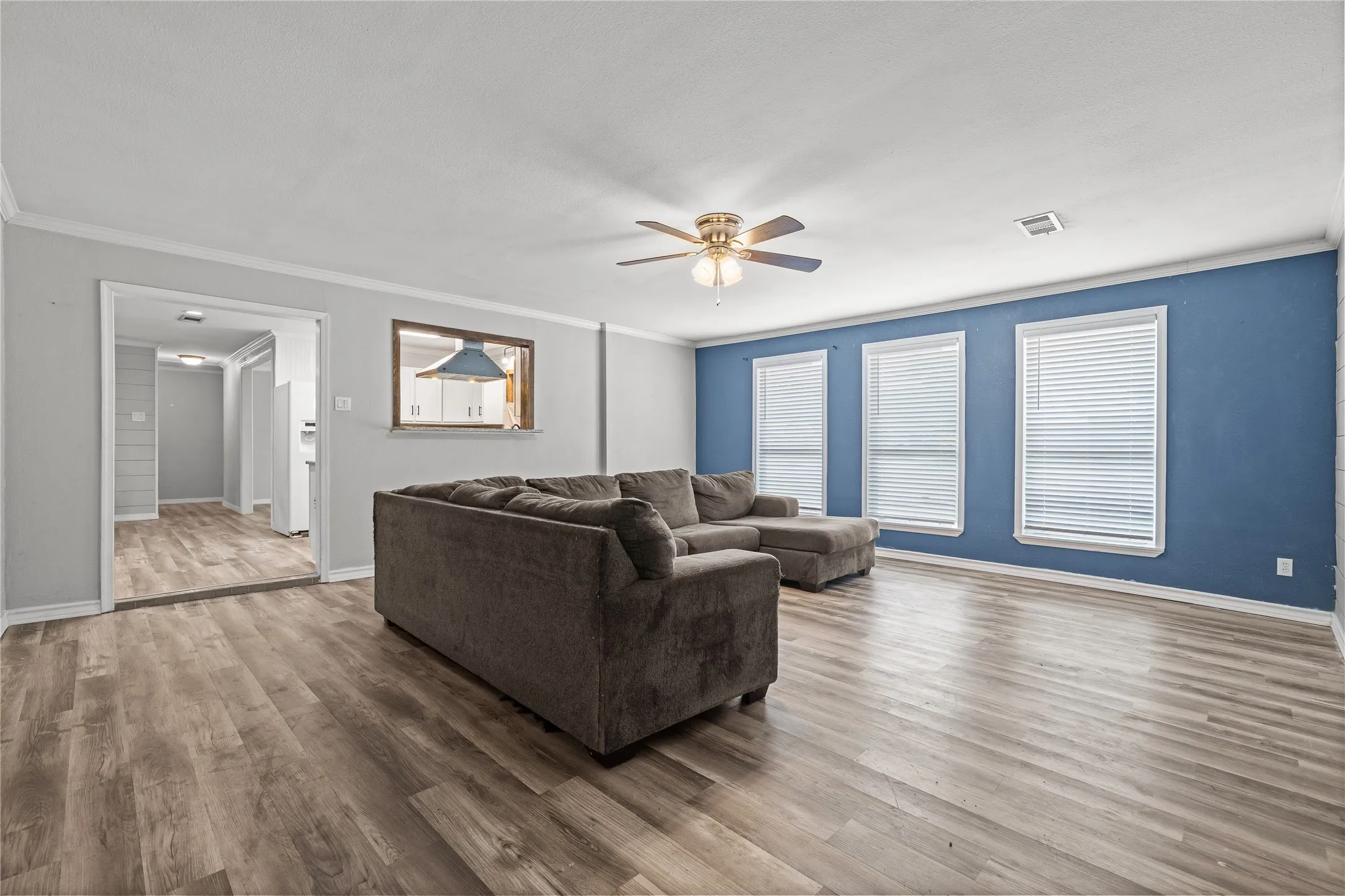 Single Family Residence For Sale in Van Zandt County , 1451 Forrest Drive, Canton, Texas 75103, 4 Bedrooms, 2 Bathrooms, Garage spaces, 2,076 Sqft, built in 1969, Price $258,000, mls#21333285, Real Estate Agent in Canton, Homes For Sale in Van Zandt county, Homes For Sale in Canton, Realtor in Canton Texas, Real Estate Brokerage Independent Realty Texas, Luminita Cordes Realtor