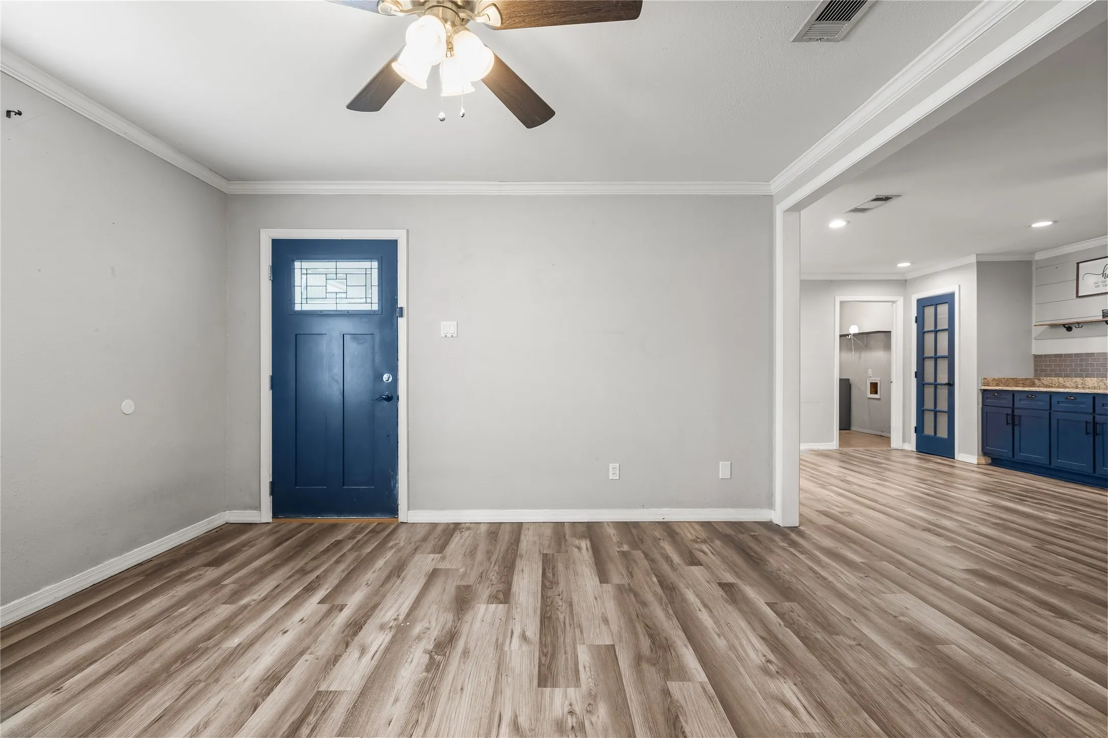 Single Family Residence For Sale in Van Zandt County , 1451 Forrest Drive, Canton, Texas 75103, 4 Bedrooms, 2 Bathrooms, Garage spaces, 2,076 Sqft, built in 1969, Price $258,000, mls#21333285, Real Estate Agent in Canton, Homes For Sale in Van Zandt county, Homes For Sale in Canton, Realtor in Canton Texas, Real Estate Brokerage Independent Realty Texas, Luminita Cordes Realtor