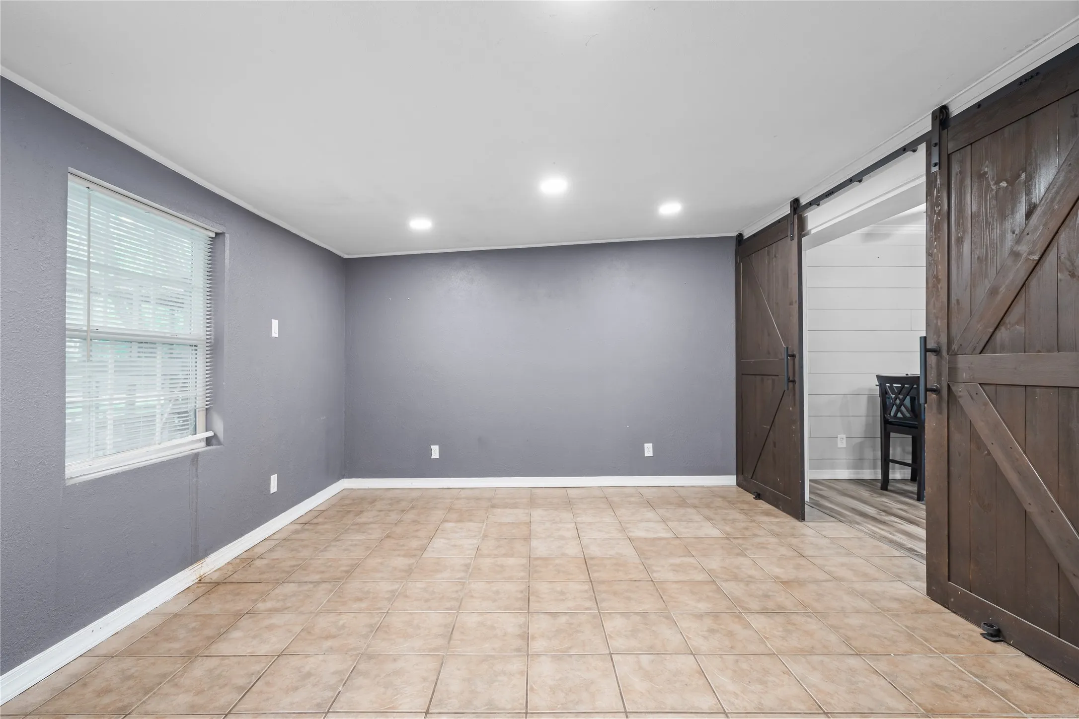 Single Family Residence For Sale in Van Zandt County , 1451 Forrest Drive, Canton, Texas 75103, 4 Bedrooms, 2 Bathrooms, Garage spaces, 2,076 Sqft, built in 1969, Price $258,000, mls#21333285, Real Estate Agent in Canton, Homes For Sale in Van Zandt county, Homes For Sale in Canton, Realtor in Canton Texas, Real Estate Brokerage Independent Realty Texas, Luminita Cordes Realtor