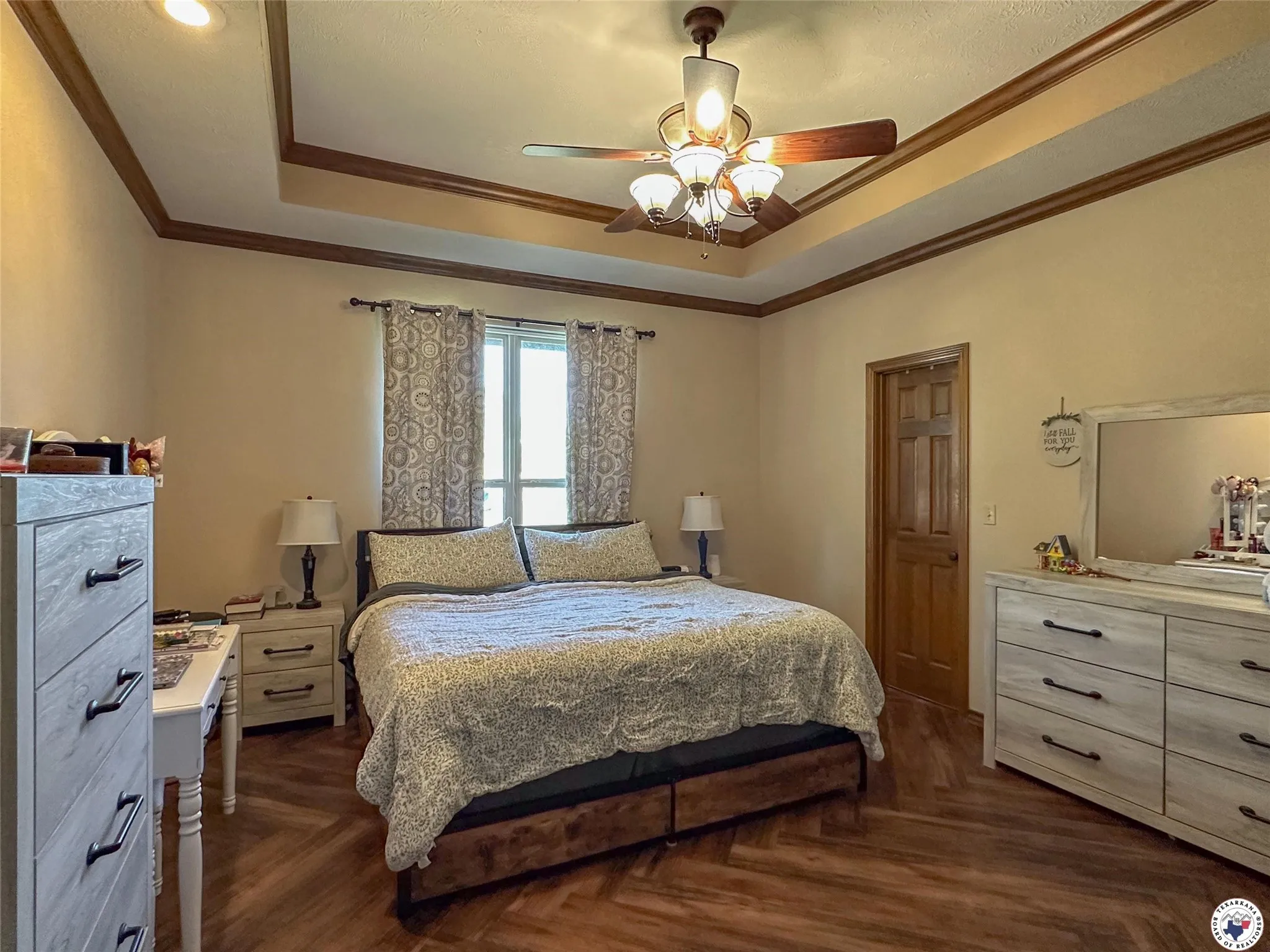 Single Family Residence For Sale in Bowie County , 1408 N FM 2148, Texarkana, Texas 75501, 3 Bedroom, 2 Bathroom, 2 Garage spaces, 1,888 Sqft, built in 2006, mls#21333318, Real Estate Agent in Texarkana, Homes For Sale in Bowie county, Homes For Sale in Texarkana, Realtor in Texarkana Texas, Real Estate Brokerage Independent Realty Texas, Luminita Cordes Realtor