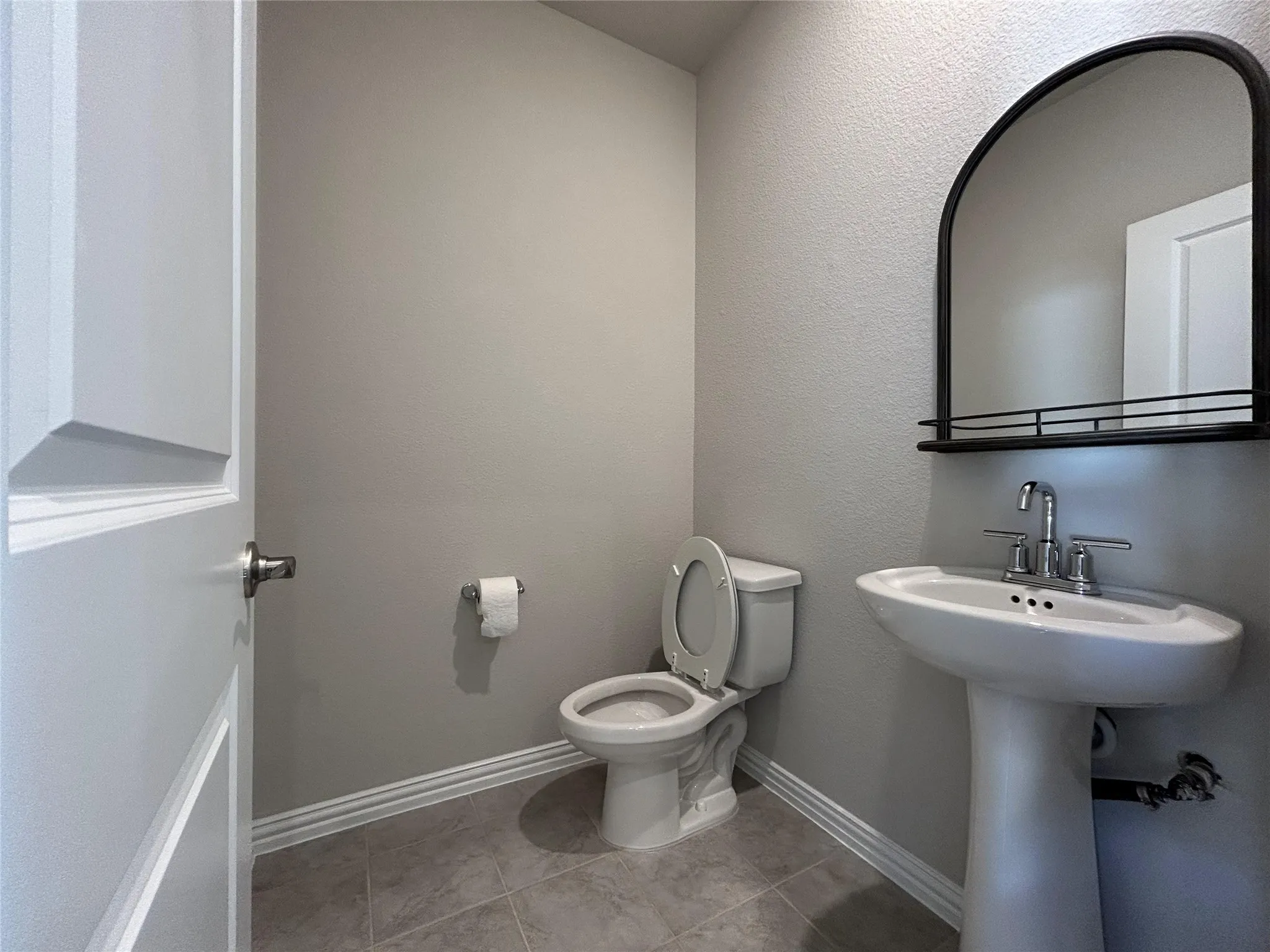 1st floor Half bathroom