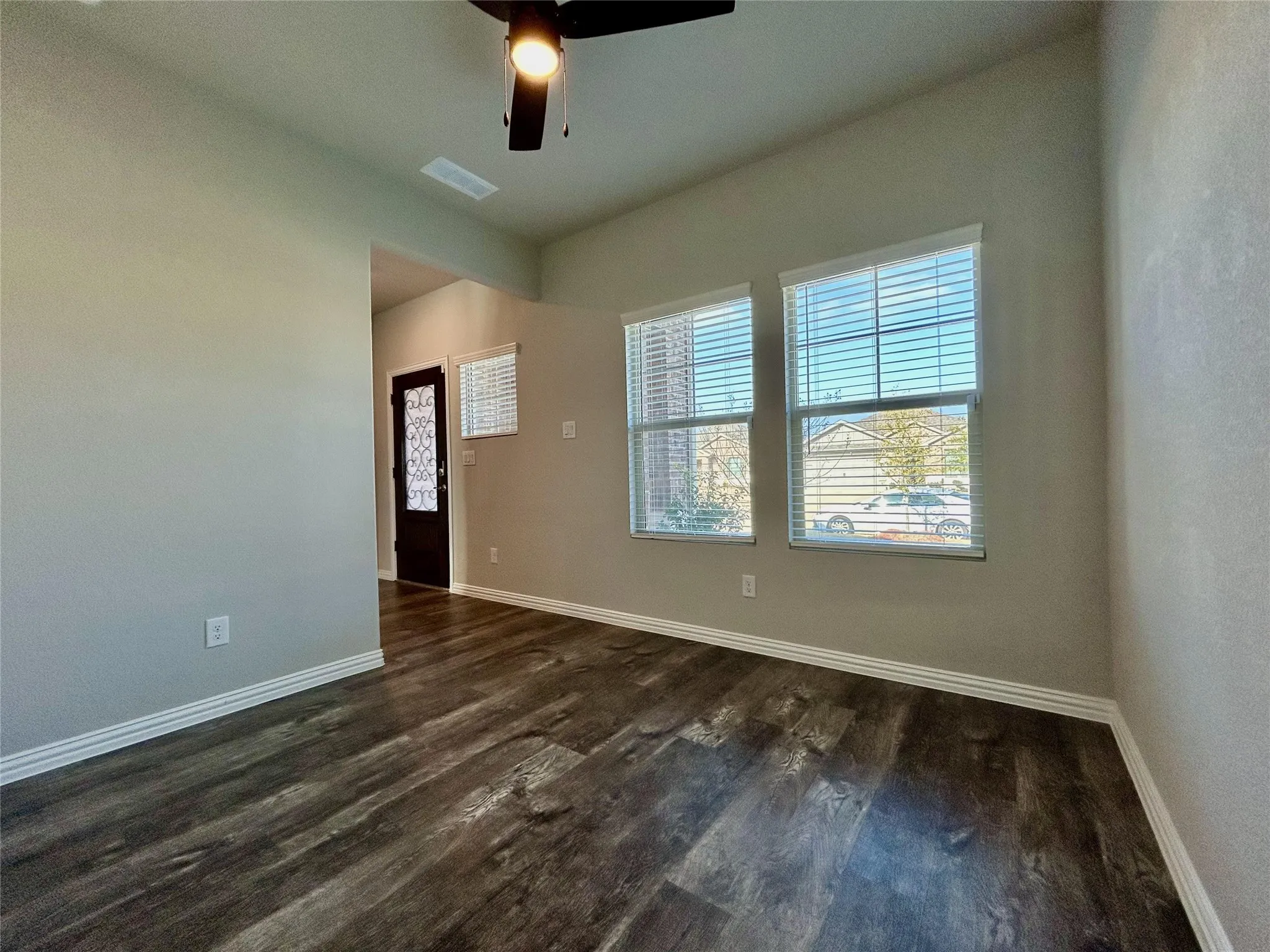 Single Family Residence For Rent in Denton County , 1804 Berry Ridge Trail, Aubrey, Texas 76227, 3 Bedroom, 3 Bathroom, 2 Garage spaces, 2,500 Sqft, built in 2021, mls#21329488, Real Estate Agent in Aubrey, Homes For Rent in Denton county, Homes For Rent in Aubrey, Realtor in Aubrey Texas, Real Estate Brokerage Independent Realty Texas, Luminita Cordes Realtor