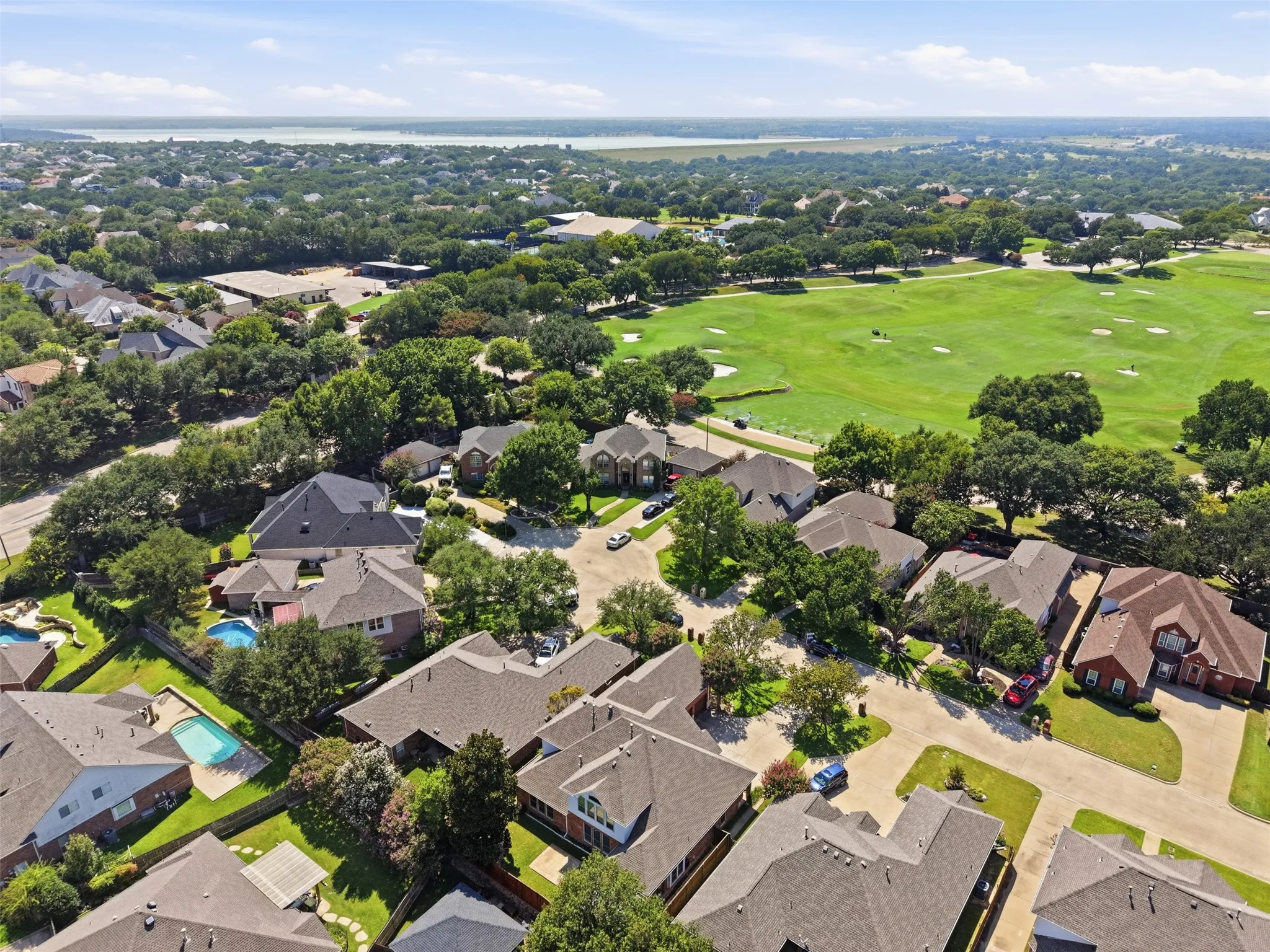 Single Family Residence For Sale in Tarrant County , 6333 Southern Hills Drive, Fort Worth, Texas 76132, 5 Bedroom, 4 Bathroom, 3 Garage spaces, 3,545 Sqft, built in 2000, mls#21331208, Real Estate Agent in Fort Worth, Homes For Sale in Tarrant county, Homes For Sale in Fort Worth, Realtor in Fort Worth Texas, Real Estate Brokerage Independent Realty Texas, Luminita Cordes Realtor