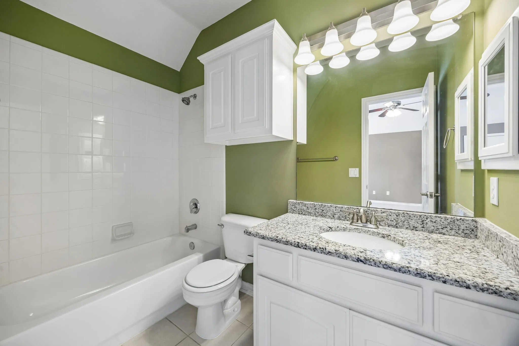 Single Family Residence For Sale in Dallas County , 122 Woodland Cove, Coppell, Texas 75019, 4 Bedroom, 4 Bathroom, 3 Garage spaces, 3,295 Sqft, built in 2000, mls#21333035, Real Estate Agent in Coppell, Homes For Sale in Dallas county, Homes For Sale in Coppell, Realtor in Coppell Texas, Real Estate Brokerage Independent Realty Texas, Luminita Cordes Realtor