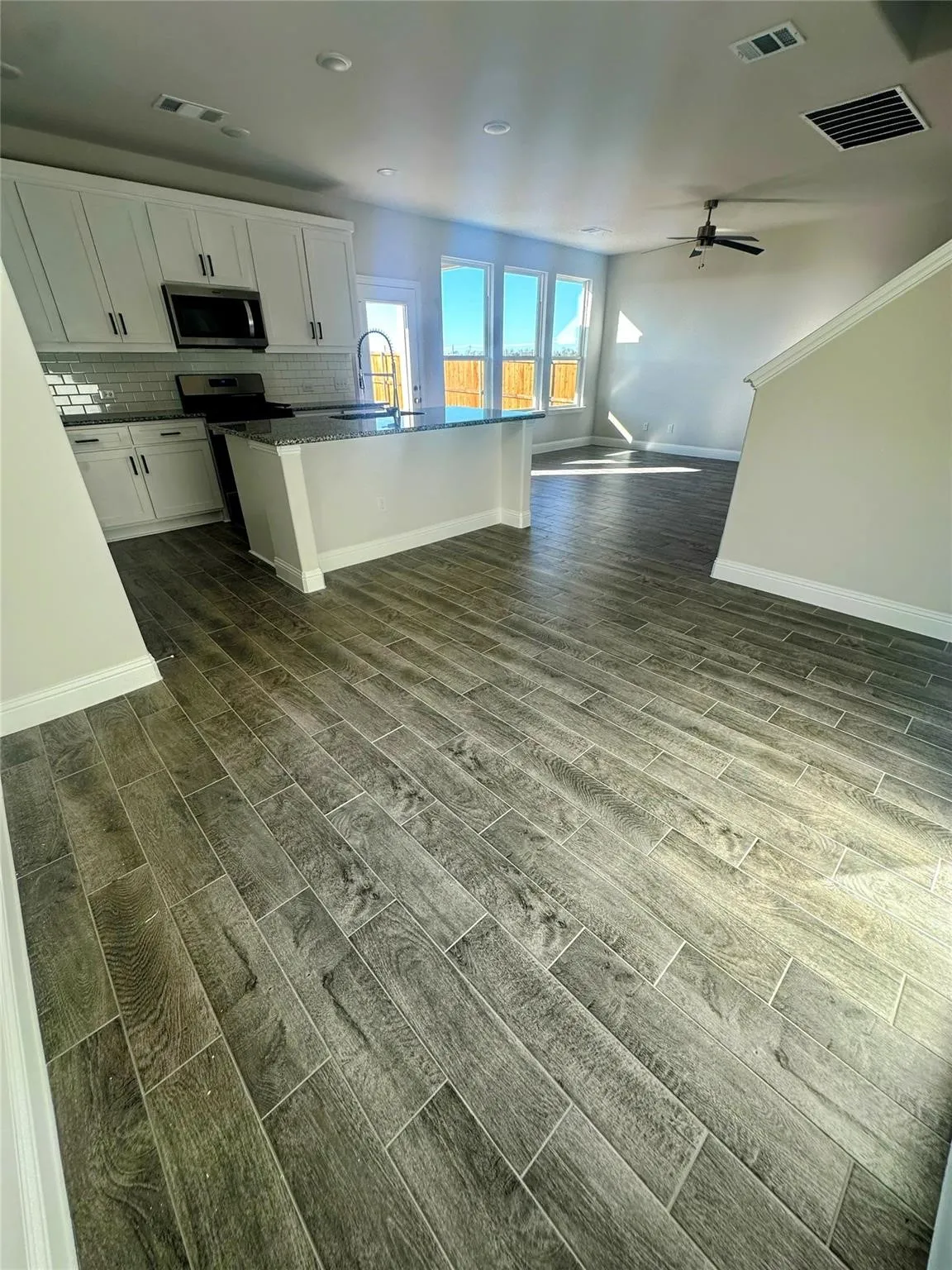 Single Family Residence For Rent in Collin County , 3120 Lucia Way, Princeton, Texas 75407, 4 Bedroom, 3 Bathroom, 2 Garage spaces, 2,037 Sqft, built in 2025, mls#21333366, Real Estate Agent in Princeton, Homes For Rent in Collin county, Homes For Rent in Princeton, Realtor in Princeton Texas, Real Estate Brokerage Independent Realty Texas, Luminita Cordes Realtor