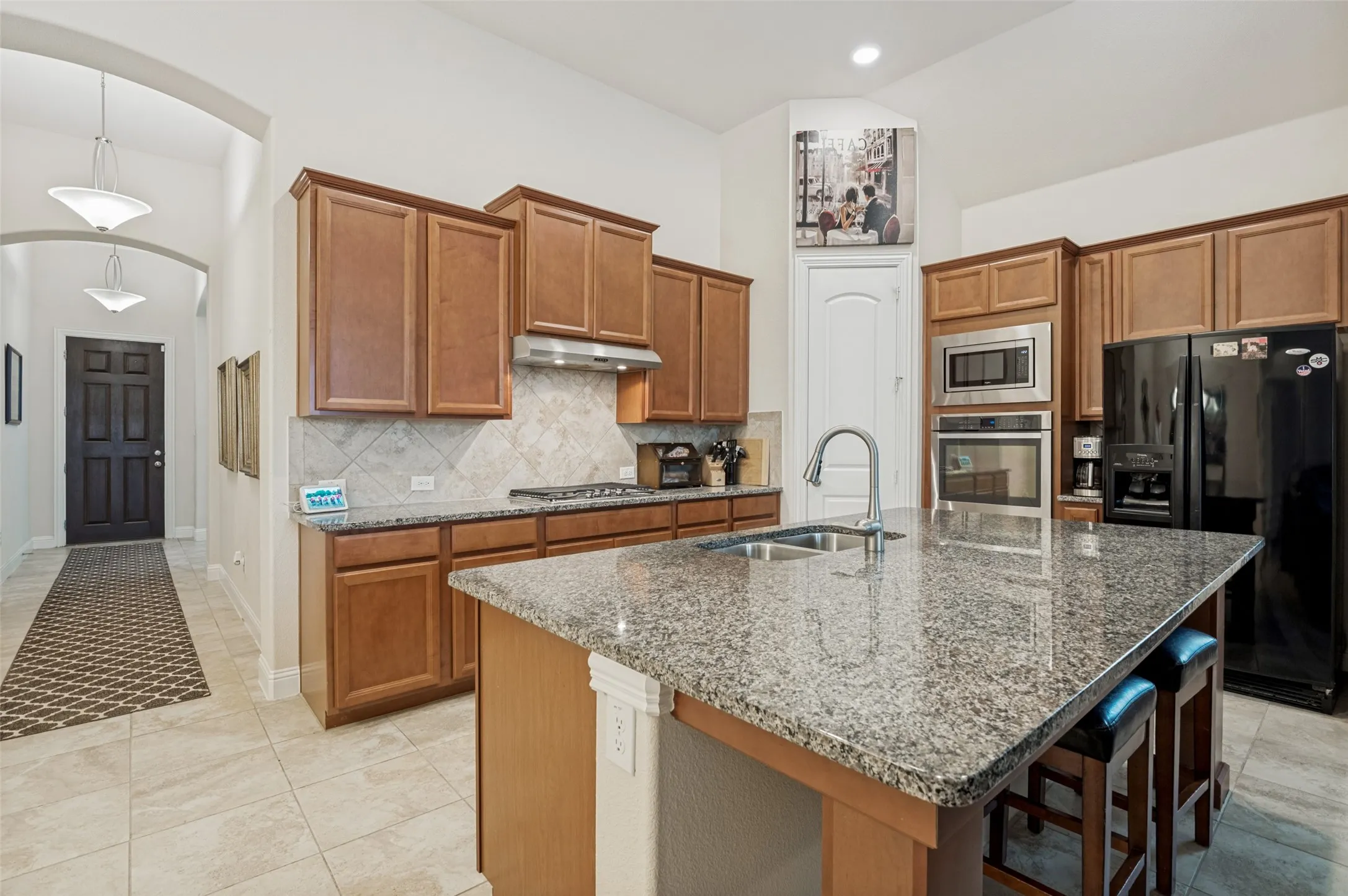 Single Family Residence For Sale in Johnson County , 2810 Green Circle Drive, Mansfield, Texas 76063, 3 Bedroom, 2 Bathroom, 2 Garage spaces, 2,092 Sqft, built in 2017, mls#21324862, Real Estate Agent in Mansfield, Homes For Sale in Johnson county, Homes For Sale in Mansfield, Realtor in Mansfield Texas, Real Estate Brokerage Independent Realty Texas, Luminita Cordes Realtor