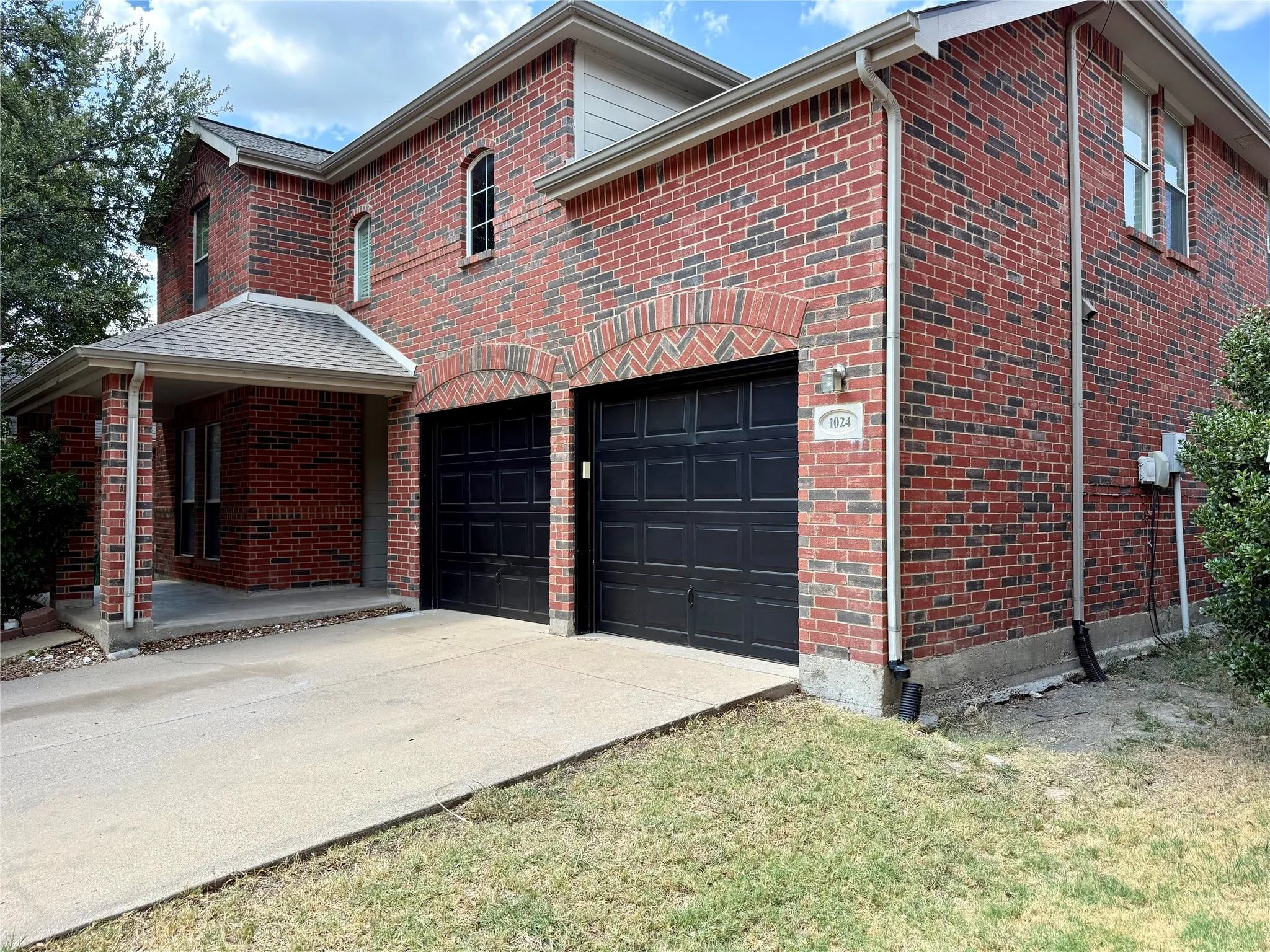 Single Family Residence For Sale in Kaufman County , 1024 Grimes Drive, Forney, Texas 75126, 4 Bedroom, 3 Bathroom, 2 Garage spaces, 3,040 Sqft, built in 2005, mls#21333346, Real Estate Agent in Forney, Homes For Sale in Kaufman county, Homes For Sale in Forney, Realtor in Forney Texas, Real Estate Brokerage Independent Realty Texas, Luminita Cordes Realtor