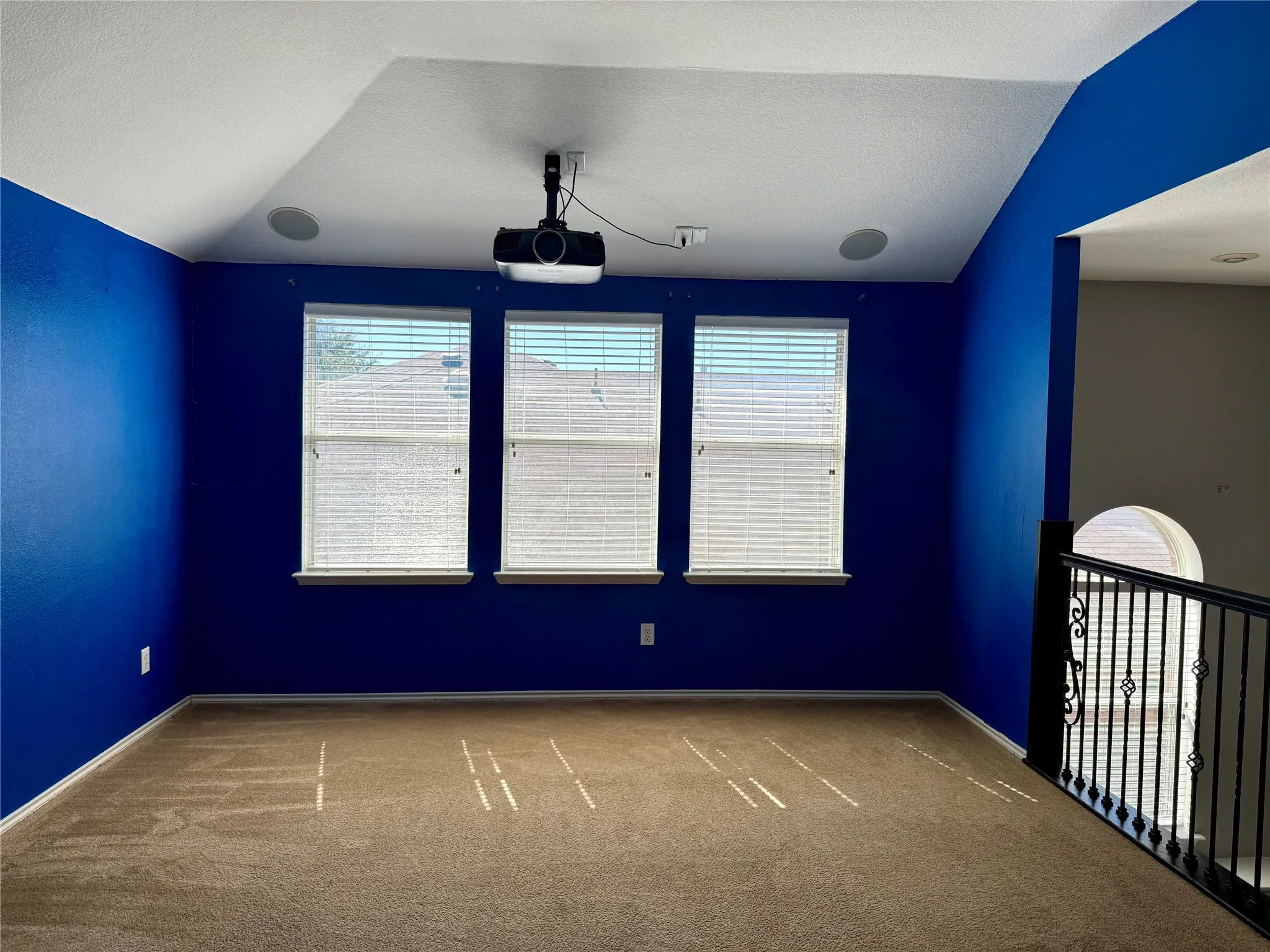 Single Family Residence For Sale in Kaufman County , 1024 Grimes Drive, Forney, Texas 75126, 4 Bedroom, 3 Bathroom, 2 Garage spaces, 3,040 Sqft, built in 2005, mls#21333346, Real Estate Agent in Forney, Homes For Sale in Kaufman county, Homes For Sale in Forney, Realtor in Forney Texas, Real Estate Brokerage Independent Realty Texas, Luminita Cordes Realtor