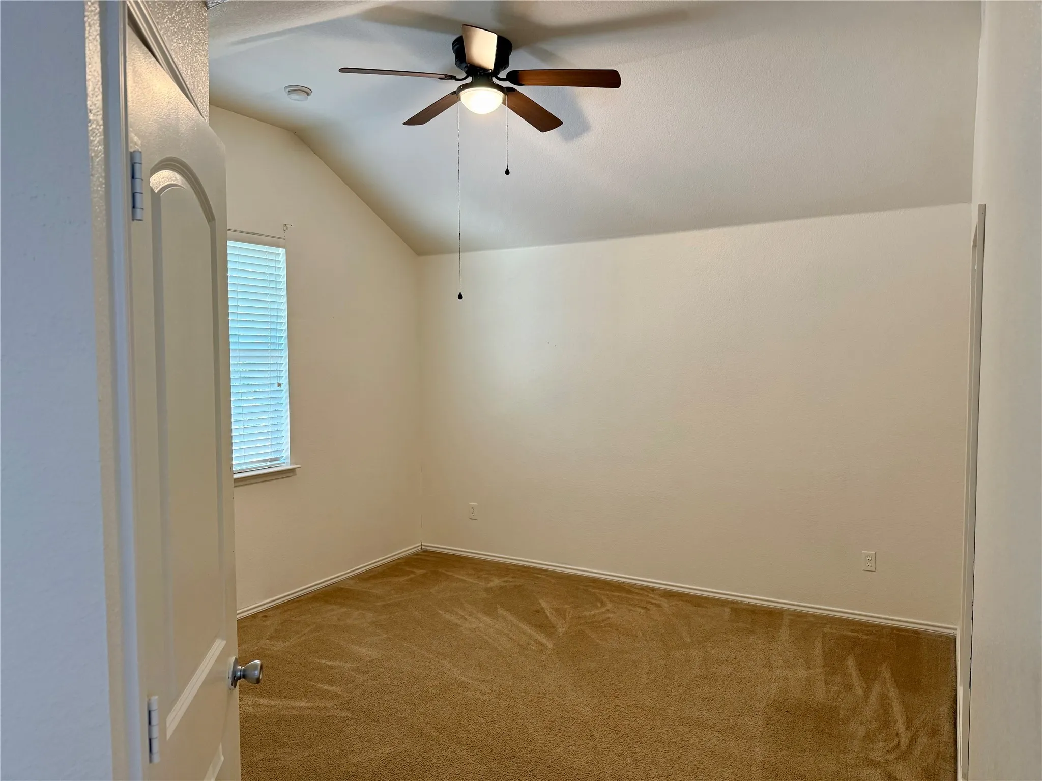 Single Family Residence For Sale in Kaufman County , 1024 Grimes Drive, Forney, Texas 75126, 4 Bedroom, 3 Bathroom, 2 Garage spaces, 3,040 Sqft, built in 2005, mls#21333346, Real Estate Agent in Forney, Homes For Sale in Kaufman county, Homes For Sale in Forney, Realtor in Forney Texas, Real Estate Brokerage Independent Realty Texas, Luminita Cordes Realtor