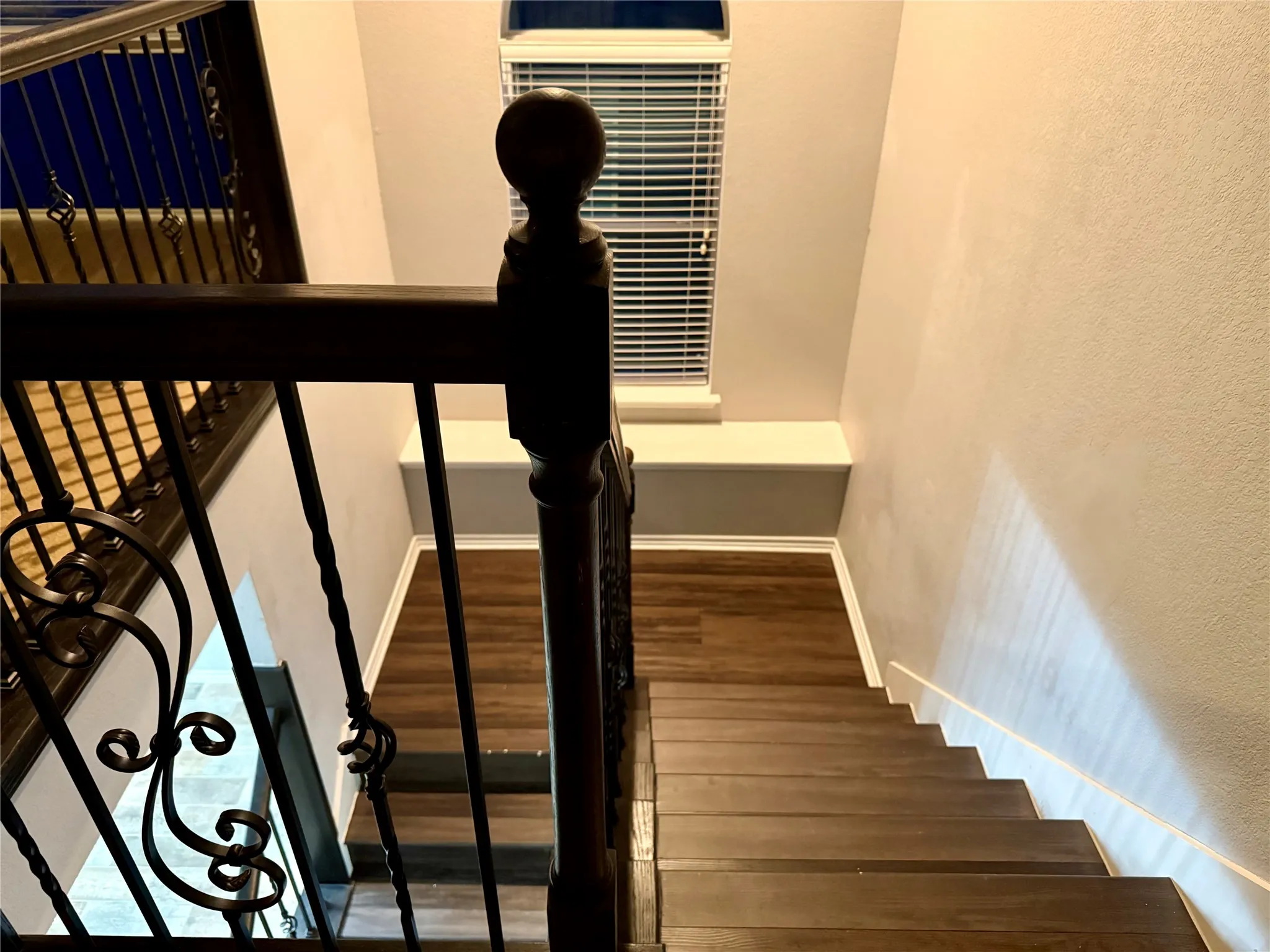 Single Family Residence For Sale in Kaufman County , 1024 Grimes Drive, Forney, Texas 75126, 4 Bedroom, 3 Bathroom, 2 Garage spaces, 3,040 Sqft, built in 2005, mls#21333346, Real Estate Agent in Forney, Homes For Sale in Kaufman county, Homes For Sale in Forney, Realtor in Forney Texas, Real Estate Brokerage Independent Realty Texas, Luminita Cordes Realtor