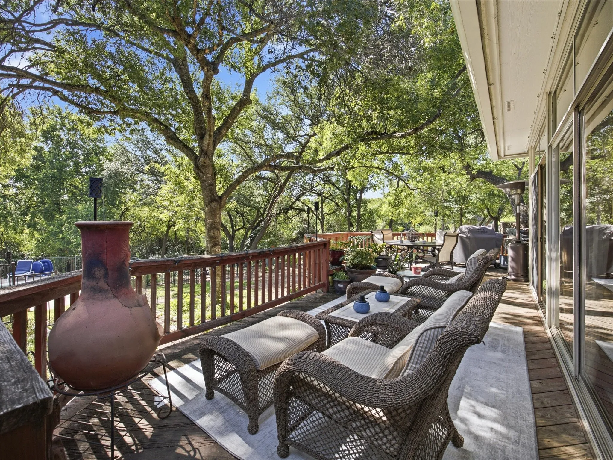 Single Family Residence For Sale in Tarrant County , 201 Coach House Circle, Fort Worth, Texas 76108, 4 Bedroom, 3 Bathroom, 2 Garage spaces, 2,895 Sqft, built in 1989, mls#21332629, Real Estate Agent in Fort Worth, Homes For Sale in Tarrant county, Homes For Sale in Fort Worth, Realtor in Fort Worth Texas, Real Estate Brokerage Independent Realty Texas, Luminita Cordes Realtor
