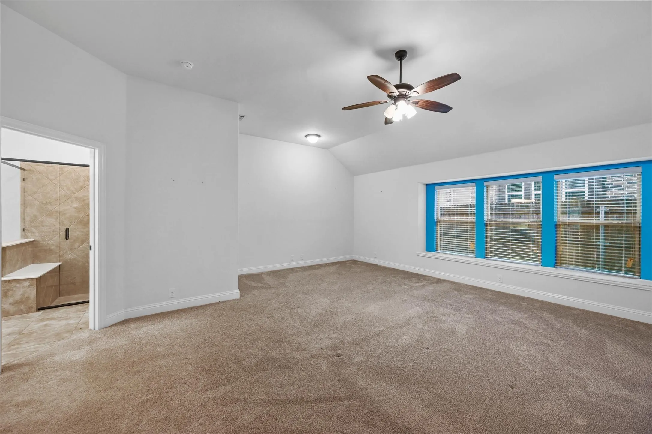Very Large Primary Bedroom