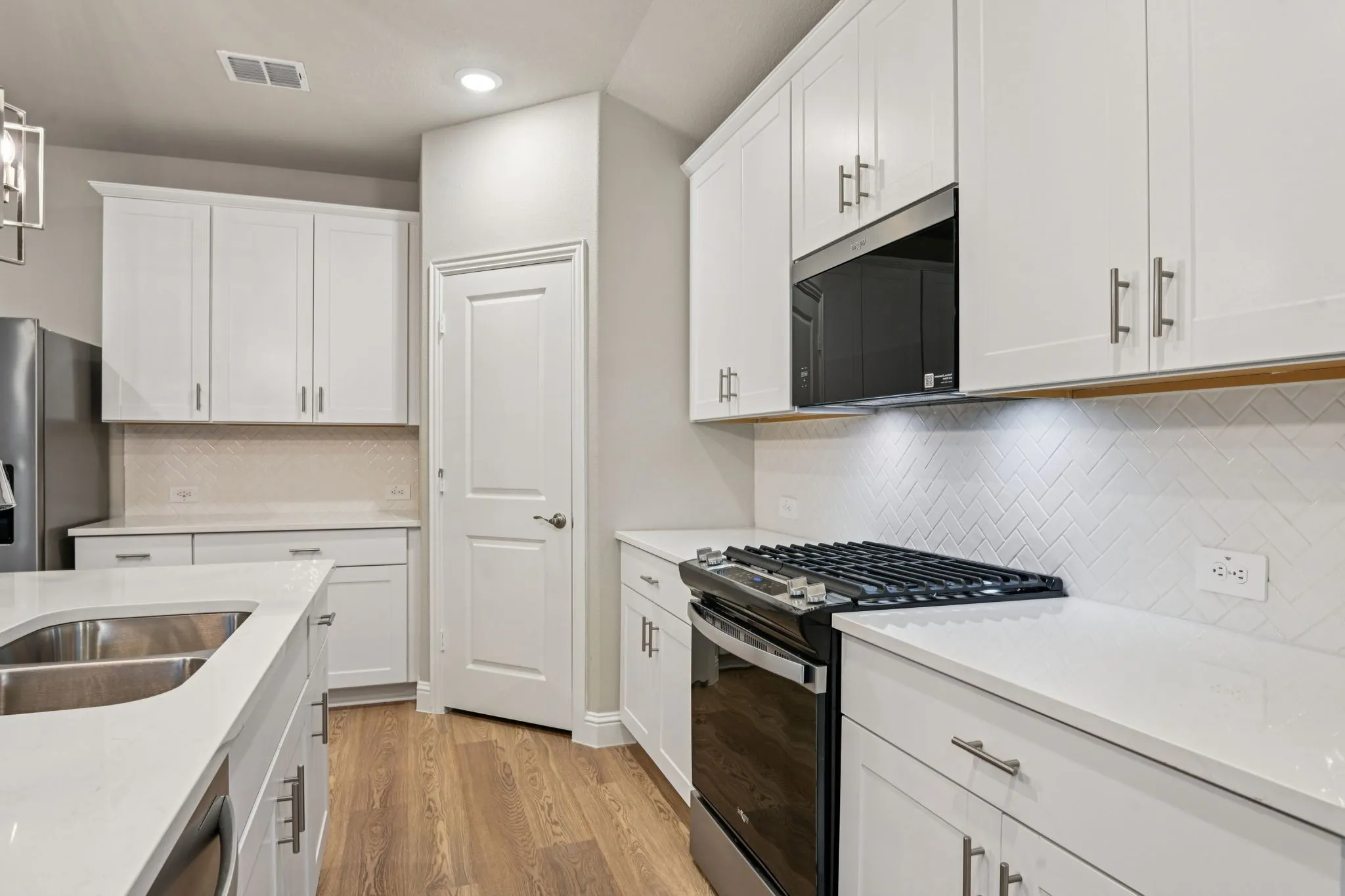 Photo is not of the actual home, but is an inspirational photo of builder’s model home and may depict options, furnishings, and/or decorator features that are not included.