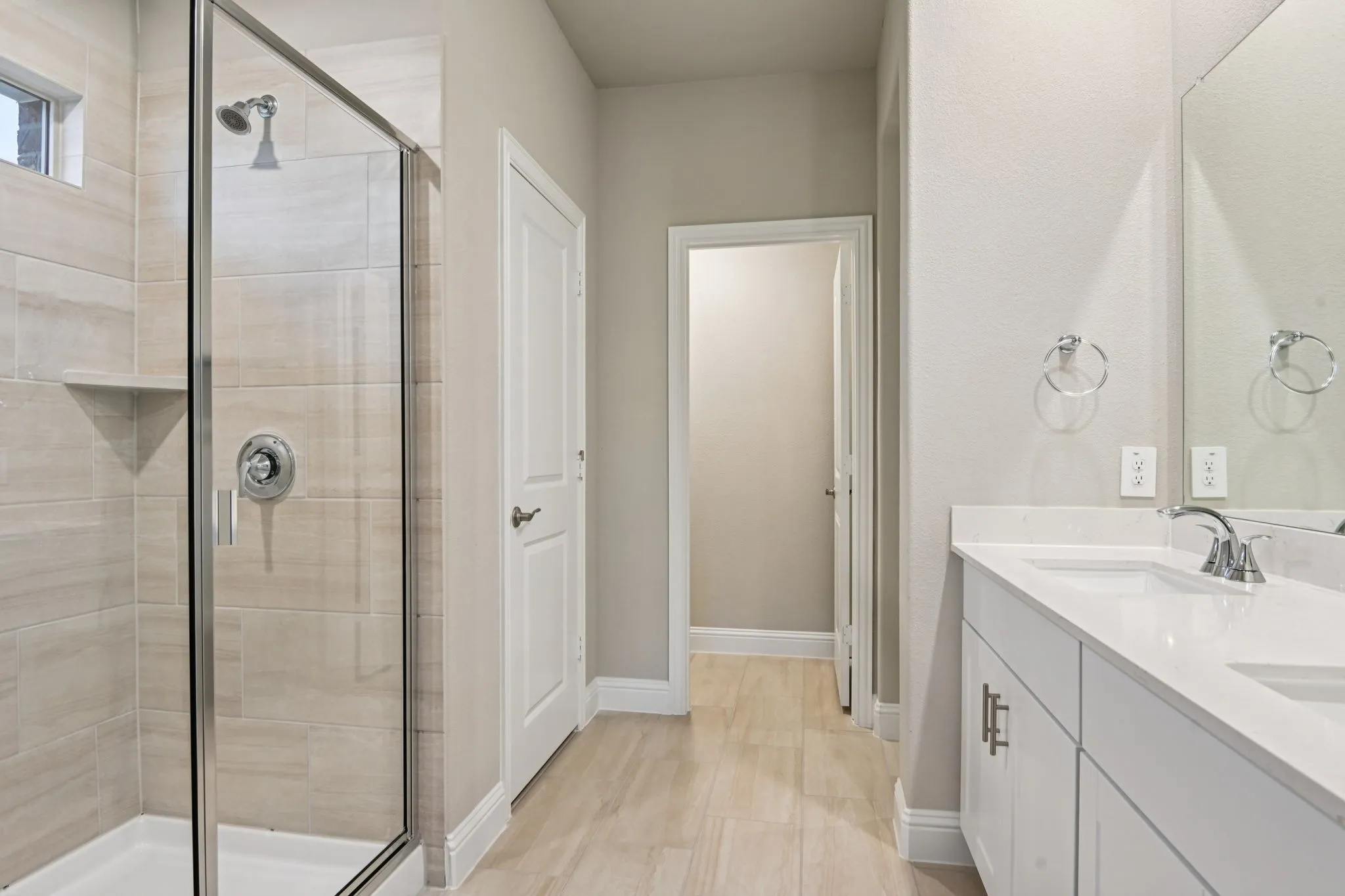 Photo is not of the actual home, but is an inspirational photo of builder’s model home and may depict options, furnishings, and/or decorator features that are not included.