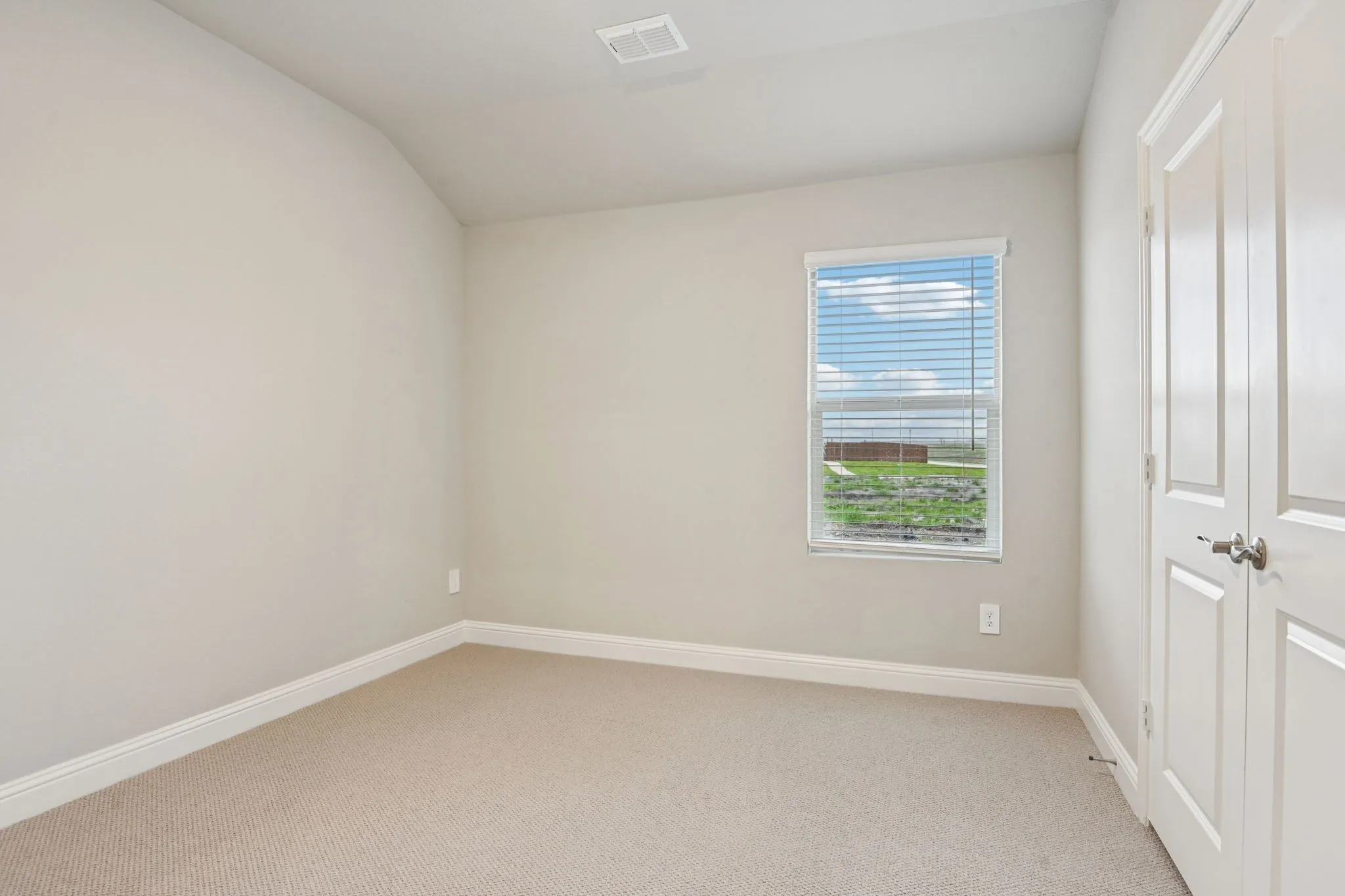 Photo is not of the actual home, but is an inspirational photo of builder’s model home and may depict options, furnishings, and/or decorator features that are not included.