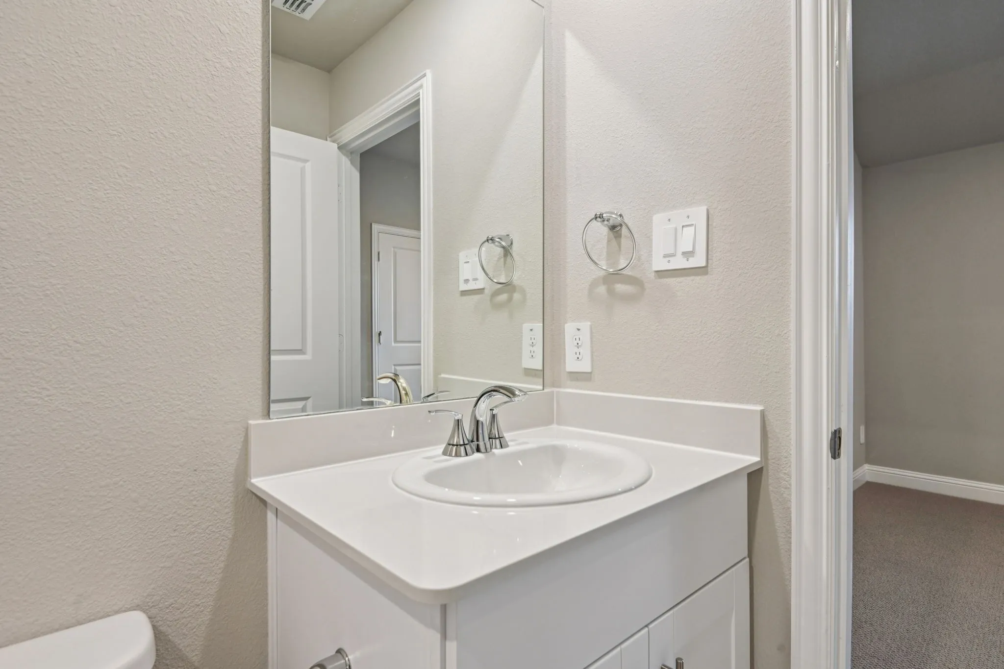 Photo is not of the actual home, but is an inspirational photo of builder’s model home and may depict options, furnishings, and/or decorator features that are not included.