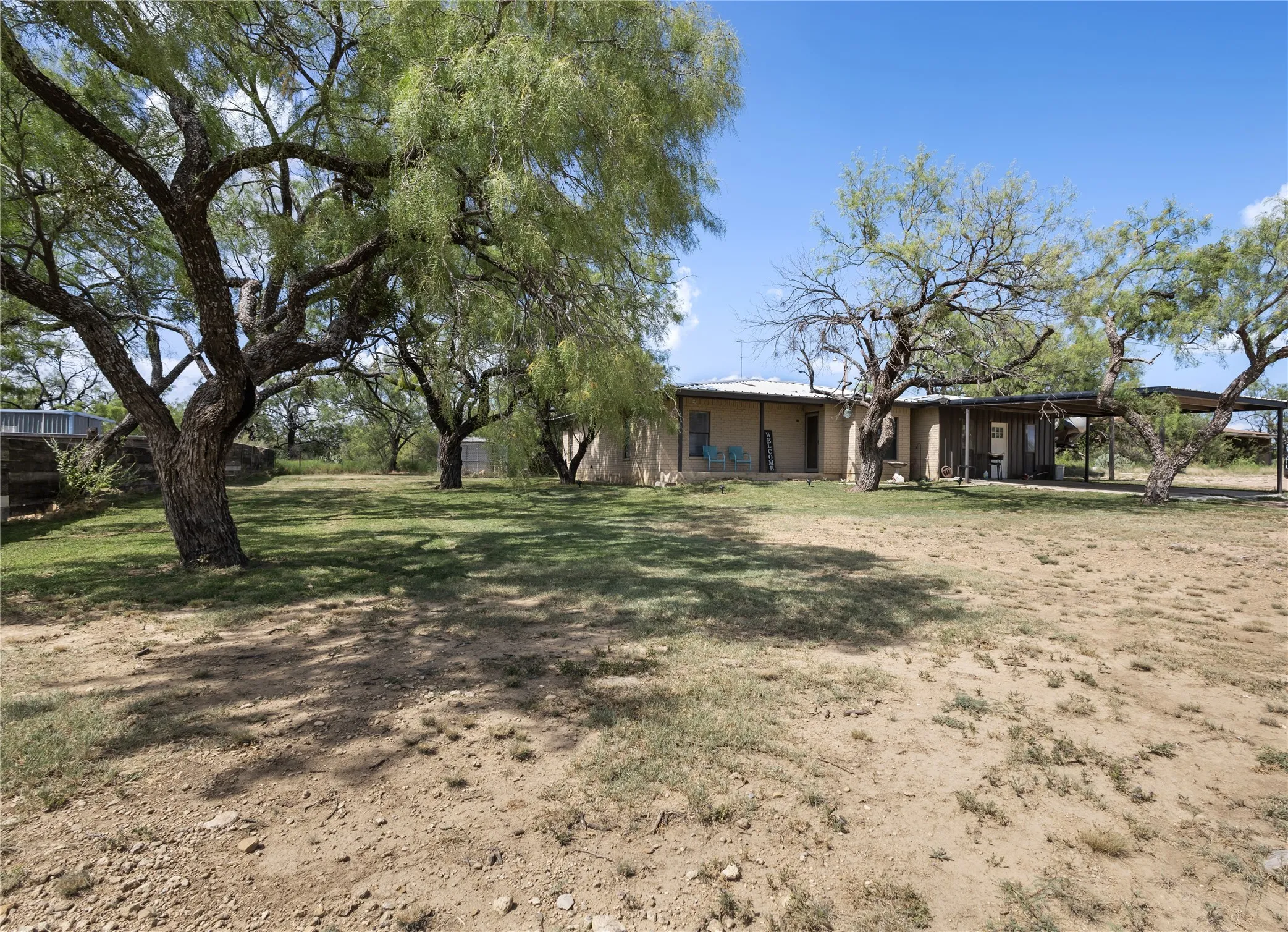 Single Family Residence For Sale in Coleman County , 1600 County Road 334, Gouldbusk, Texas 76845, 3 Bedroom, 3 Bathroom, Garage spaces, 1,462 Sqft, built in 1986, mls#21333364, Real Estate Agent in Gouldbusk, Homes For Sale in Coleman county, Homes For Sale in Gouldbusk, Realtor in Gouldbusk Texas, Real Estate Brokerage Independent Realty Texas, Luminita Cordes Realtor