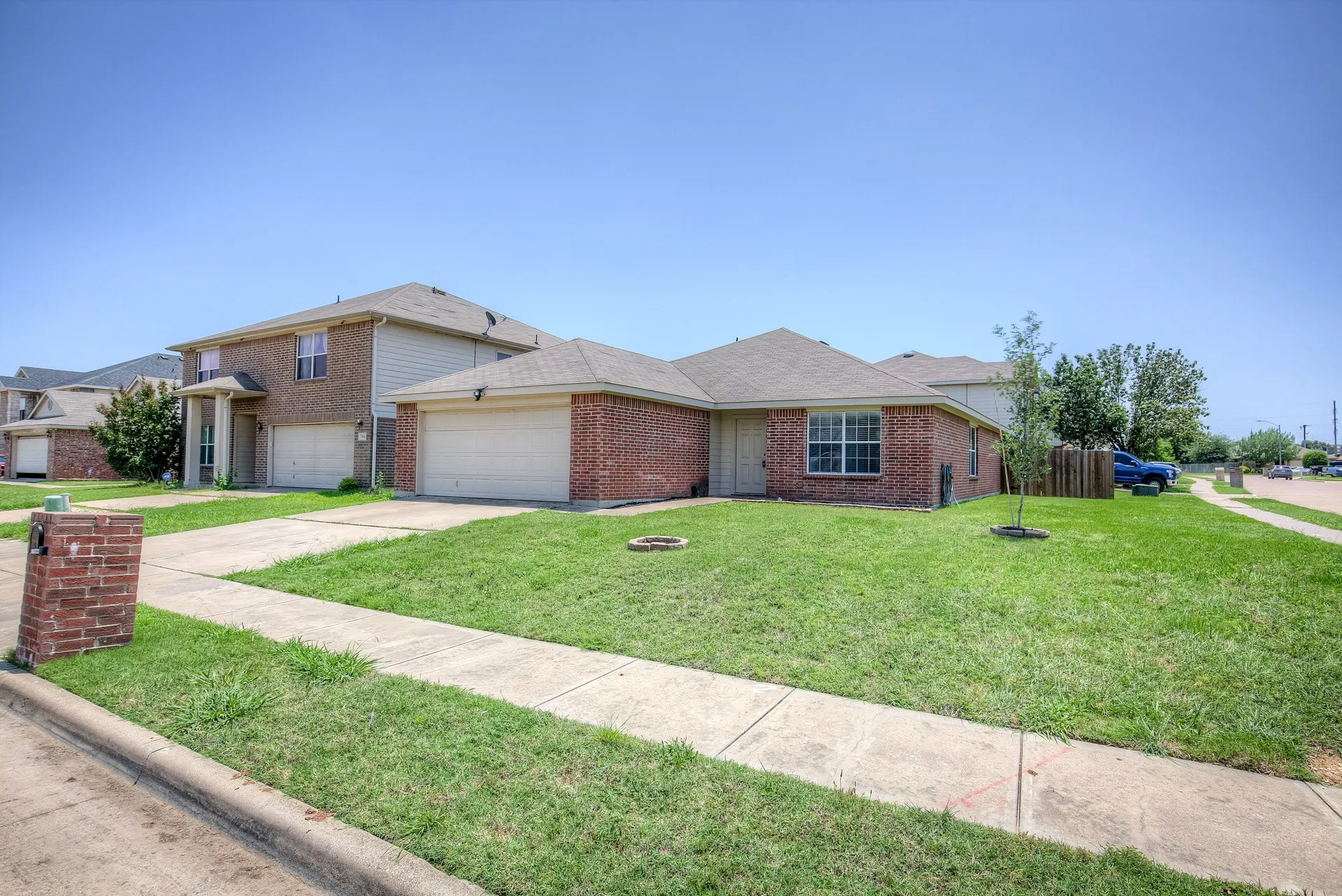 Single Family Residence For Rent in Tarrant County , 7000 Sylvan Meadows Drive, Fort Worth, Texas 76120, 3 Bedroom, 2 Bathroom, 2 Garage spaces, 1,720 Sqft, built in 2008, mls#21306595, Real Estate Agent in Fort Worth, Homes For Rent in Tarrant county, Homes For Rent in Fort Worth, Realtor in Fort Worth Texas, Real Estate Brokerage Independent Realty Texas, Luminita Cordes Realtor
