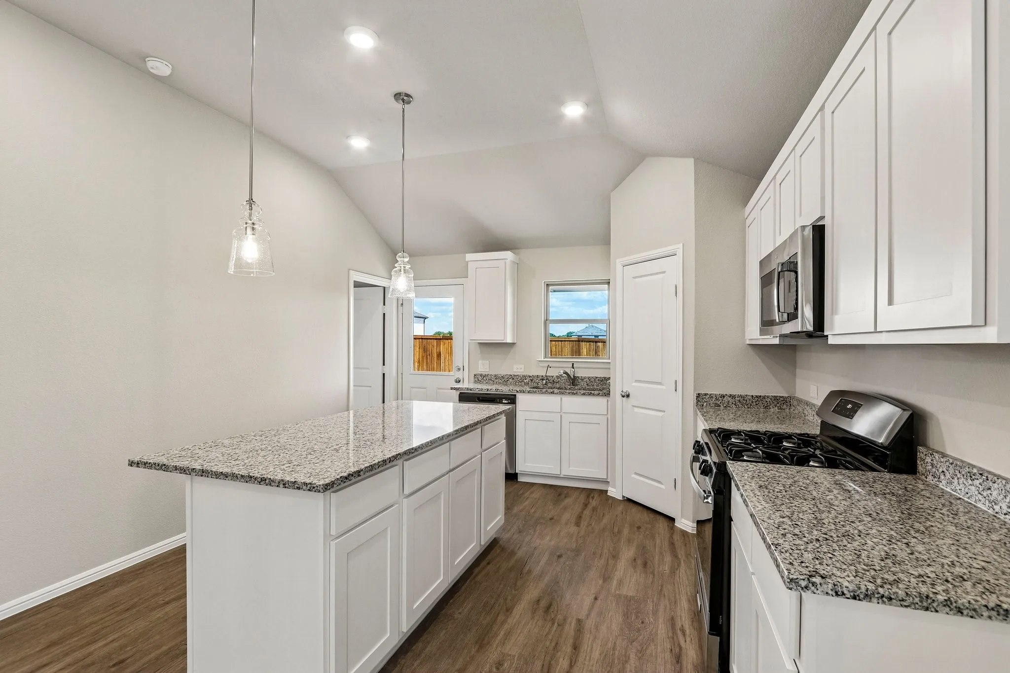 Single Family Residence For Sale in Grayson County , 1269 Wild Cherry Way, Van Alstyne, Texas 75495, 3 Bedroom, 2 Bathroom, 2 Garage spaces, 1,571 Sqft, built in 2026, mls#21313191, Real Estate Agent in Van Alstyne, Homes For Sale in Grayson county, Homes For Sale in Van Alstyne, Realtor in Van Alstyne Texas, Real Estate Brokerage Independent Realty Texas, Luminita Cordes Realtor