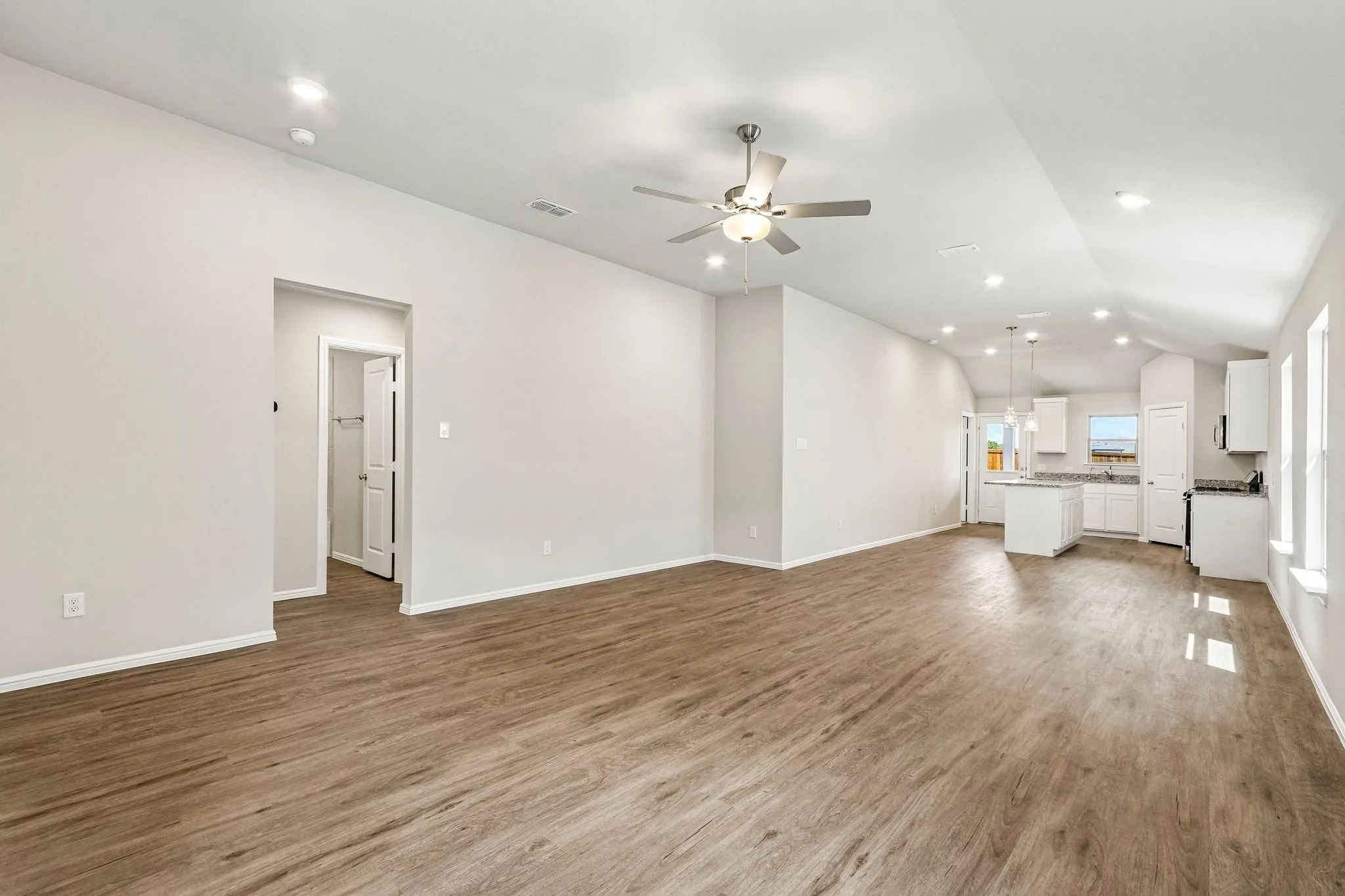 Single Family Residence For Sale in Grayson County , 1269 Wild Cherry Way, Van Alstyne, Texas 75495, 3 Bedroom, 2 Bathroom, 2 Garage spaces, 1,571 Sqft, built in 2026, mls#21313191, Real Estate Agent in Van Alstyne, Homes For Sale in Grayson county, Homes For Sale in Van Alstyne, Realtor in Van Alstyne Texas, Real Estate Brokerage Independent Realty Texas, Luminita Cordes Realtor