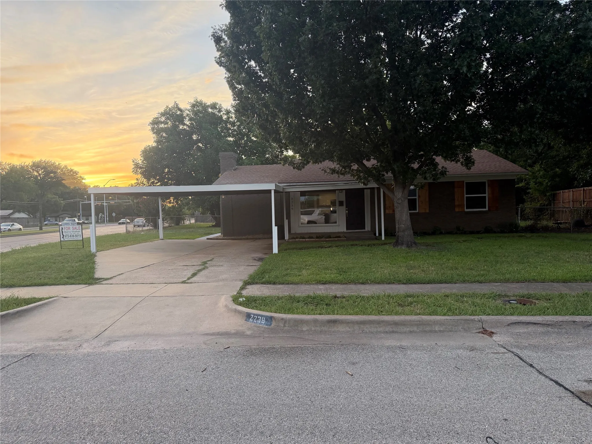 Single Family Residence For Sale in Dallas County , 2239 Norma Drive, Mesquite, Texas 75149, 3 Bedrooms, 2 Bathrooms, 2 Garage spaces, 1,200 Sqft, built in 1959, Price $299,500, mls#21333404, Real Estate Agent in Mesquite, Homes For Sale in Dallas county, Homes For Sale in Mesquite, Realtor in Mesquite Texas, Real Estate Brokerage Independent Realty Texas, Luminita Cordes Realtor