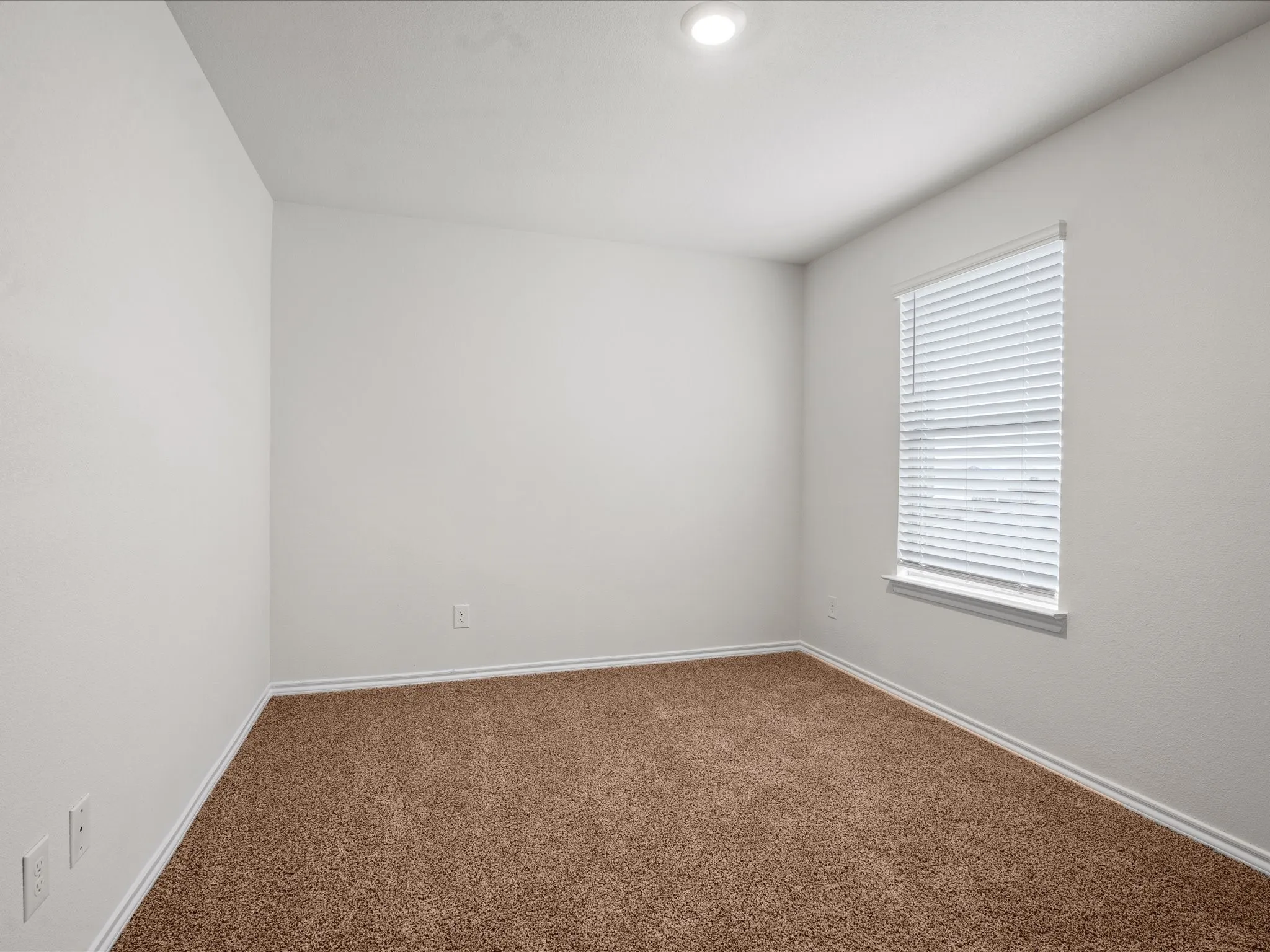 Single Family Residence For Sale in Kaufman County , 1041 Old Oaks Drive, Forney, Texas 75126, 4 Bedrooms, 3 Bathrooms, 2 Garage spaces, 2,215 Sqft, built in 2022, Price $299,999, mls#21332283, Real Estate Agent in Forney, Homes For Sale in Kaufman county, Homes For Sale in Forney, Realtor in Forney Texas, Real Estate Brokerage Independent Realty Texas, Luminita Cordes Realtor