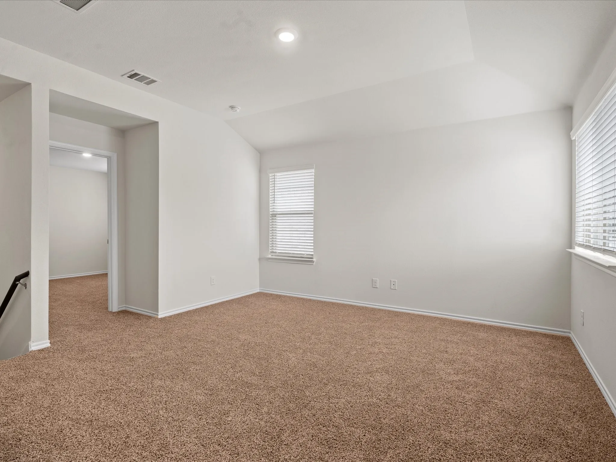 Single Family Residence For Sale in Kaufman County , 1041 Old Oaks Drive, Forney, Texas 75126, 4 Bedrooms, 3 Bathrooms, 2 Garage spaces, 2,215 Sqft, built in 2022, Price $299,999, mls#21332283, Real Estate Agent in Forney, Homes For Sale in Kaufman county, Homes For Sale in Forney, Realtor in Forney Texas, Real Estate Brokerage Independent Realty Texas, Luminita Cordes Realtor