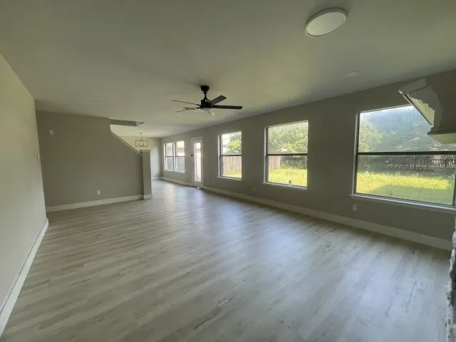 Single Family Residence For Sale in Tarrant County , 2836 Grandview Drive, Grand Prairie, Texas 75052, 4 Bedroom, 3 Bathroom, 2 Garage spaces, 2,517 Sqft, built in 2003, mls#21333361, Real Estate Agent in Grand Prairie, Homes For Sale in Tarrant county, Homes For Sale in Grand Prairie, Realtor in Grand Prairie Texas, Real Estate Brokerage Independent Realty Texas, Luminita Cordes Realtor