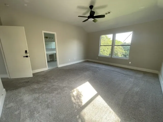 Single Family Residence For Sale in Tarrant County , 2836 Grandview Drive, Grand Prairie, Texas 75052, 4 Bedroom, 3 Bathroom, 2 Garage spaces, 2,517 Sqft, built in 2003, mls#21333361, Real Estate Agent in Grand Prairie, Homes For Sale in Tarrant county, Homes For Sale in Grand Prairie, Realtor in Grand Prairie Texas, Real Estate Brokerage Independent Realty Texas, Luminita Cordes Realtor