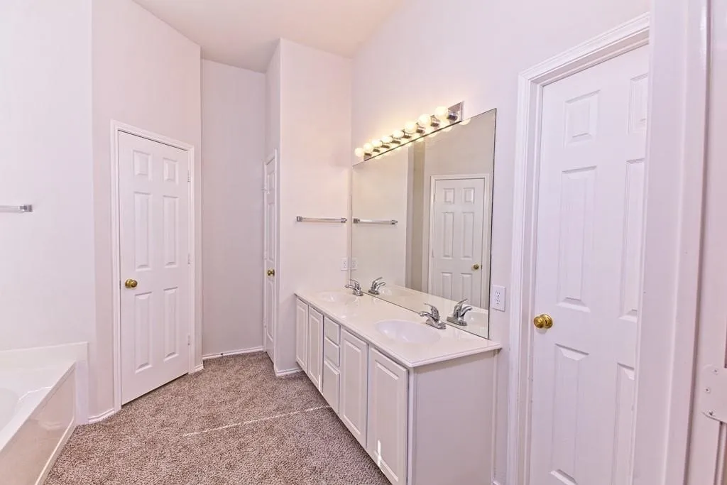 Single Family Residence For Rent in Collin County , 8713 Somerville Way, Plano, Texas 75025, 4 Bedroom, 3 Bathroom, 2 Garage spaces, 2,796 Sqft, built in 1999, mls#21333422, Real Estate Agent in Plano, Homes For Rent in Collin county, Homes For Rent in Plano, Realtor in Plano Texas, Real Estate Brokerage Independent Realty Texas, Luminita Cordes Realtor
