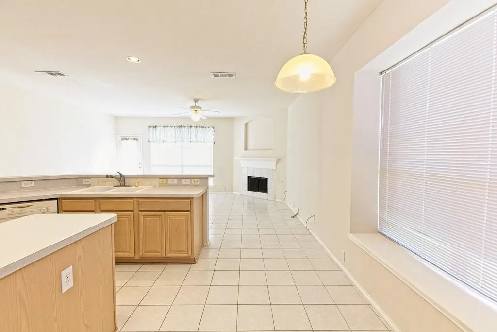 Single Family Residence For Rent in Collin County , 8713 Somerville Way, Plano, Texas 75025, 4 Bedroom, 3 Bathroom, 2 Garage spaces, 2,796 Sqft, built in 1999, mls#21333422, Real Estate Agent in Plano, Homes For Rent in Collin county, Homes For Rent in Plano, Realtor in Plano Texas, Real Estate Brokerage Independent Realty Texas, Luminita Cordes Realtor