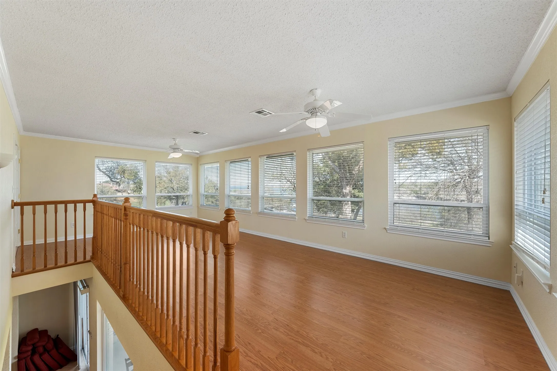 Single Family Residence For Sale in Bosque County , 187 County Road 1766, Clifton, Texas 76634, 3 Bedroom, 2 Bathroom, Garage spaces, 1,782 Sqft, built in 1970, mls#21329245, Real Estate Agent in Clifton, Homes For Sale in Bosque county, Homes For Sale in Clifton, Realtor in Clifton Texas, Real Estate Brokerage Independent Realty Texas, Luminita Cordes Realtor