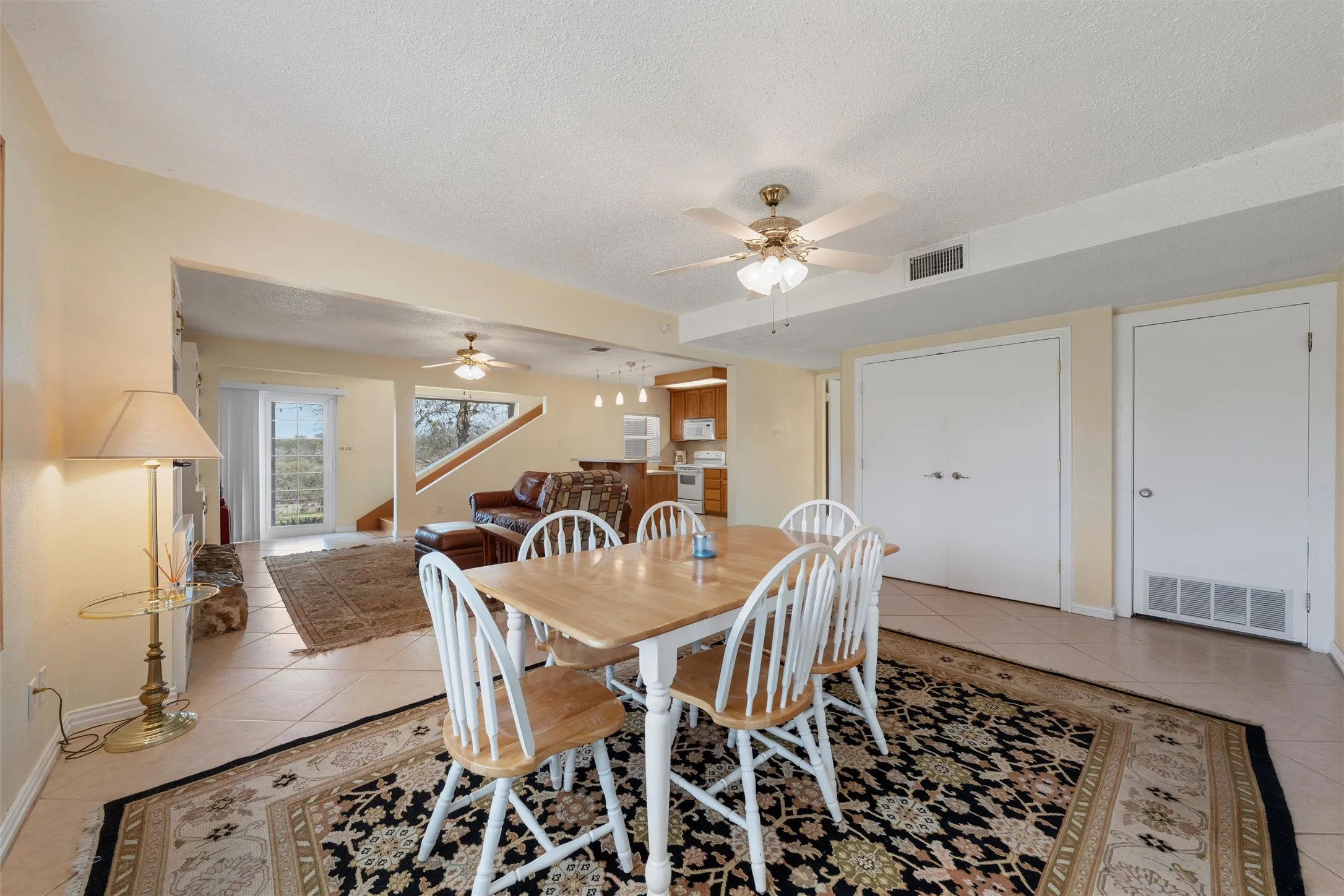 Single Family Residence For Sale in Bosque County , 187 County Road 1766, Clifton, Texas 76634, 3 Bedroom, 2 Bathroom, Garage spaces, 1,782 Sqft, built in 1970, mls#21329245, Real Estate Agent in Clifton, Homes For Sale in Bosque county, Homes For Sale in Clifton, Realtor in Clifton Texas, Real Estate Brokerage Independent Realty Texas, Luminita Cordes Realtor