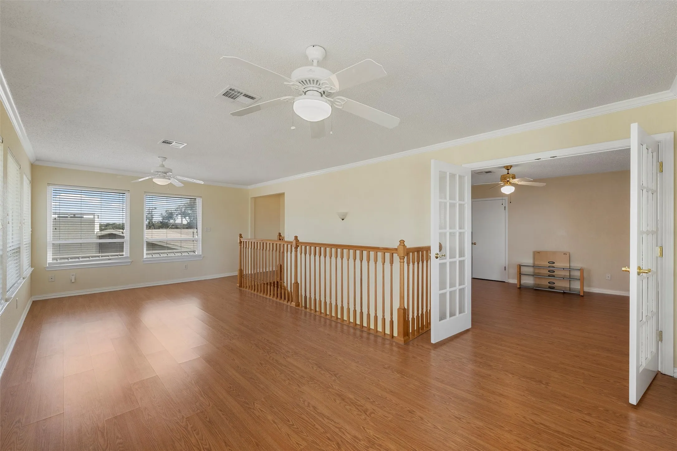 Single Family Residence For Sale in Bosque County , 187 County Road 1766, Clifton, Texas 76634, 3 Bedroom, 2 Bathroom, Garage spaces, 1,782 Sqft, built in 1970, mls#21329245, Real Estate Agent in Clifton, Homes For Sale in Bosque county, Homes For Sale in Clifton, Realtor in Clifton Texas, Real Estate Brokerage Independent Realty Texas, Luminita Cordes Realtor