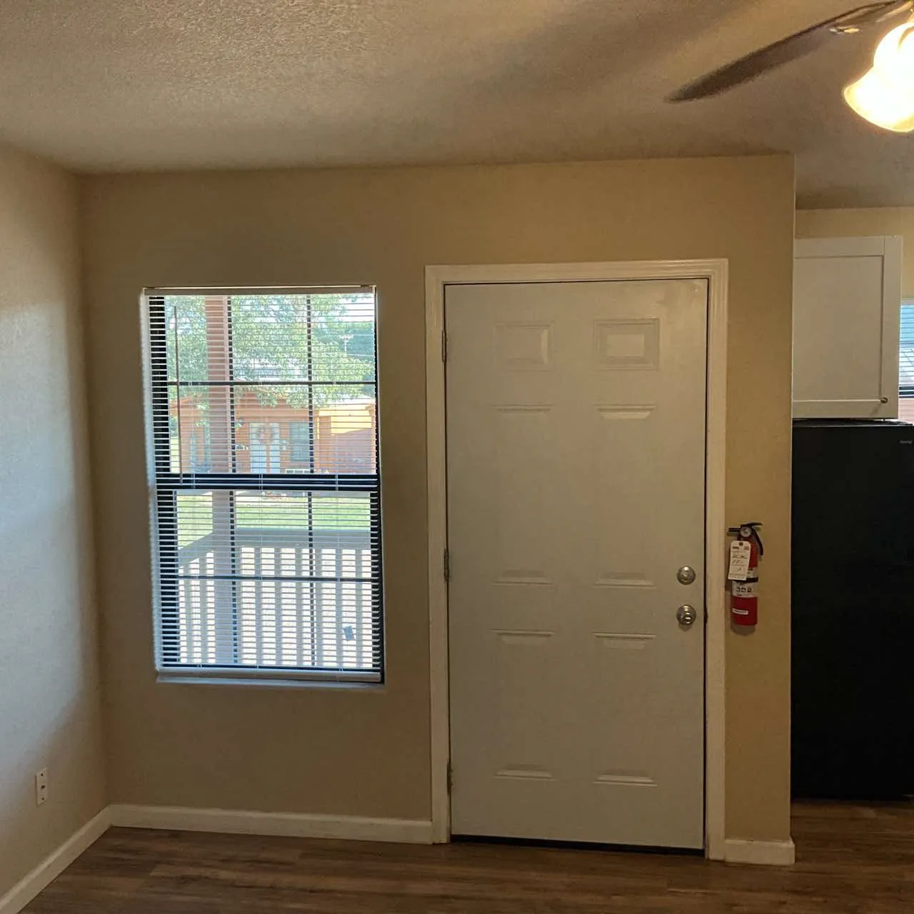 Single Family Residence For Rent in Van Zandt County , 24829 State Highway 64 Highway 12, Canton, Texas 75103, 1 Bedroom, 1 Bathroom, Garage spaces, 384 Sqft, built in 2004, mls#21332288, Real Estate Agent in Canton, Homes For Rent in Van Zandt county, Homes For Rent in Canton, Realtor in Canton Texas, Real Estate Brokerage Independent Realty Texas, Luminita Cordes Realtor