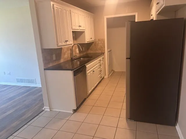 Single Family Residence For Sale in Taylor County , 1337 Westheimer Road, Abilene, Texas 79601, 3 Bedroom, 2 Bathroom, Garage spaces, 1,356 Sqft, built in 1984, mls#21333424, Real Estate Agent in Abilene, Homes For Sale in Taylor county, Homes For Sale in Abilene, Realtor in Abilene Texas, Real Estate Brokerage Independent Realty Texas, Luminita Cordes Realtor