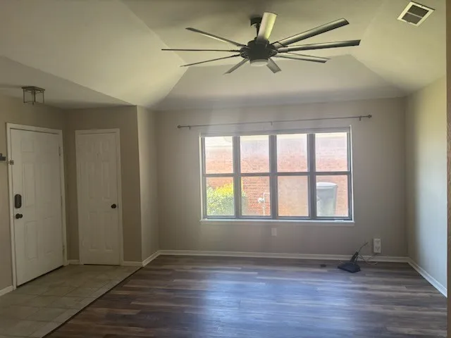 Single Family Residence For Sale in Taylor County , 1337 Westheimer Road, Abilene, Texas 79601, 3 Bedroom, 2 Bathroom, Garage spaces, 1,356 Sqft, built in 1984, mls#21333424, Real Estate Agent in Abilene, Homes For Sale in Taylor county, Homes For Sale in Abilene, Realtor in Abilene Texas, Real Estate Brokerage Independent Realty Texas, Luminita Cordes Realtor
