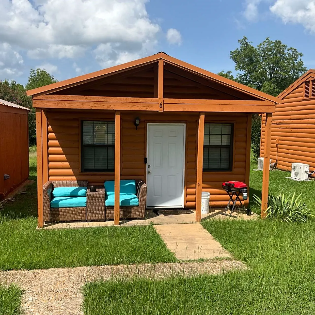Single Family Residence For Rent in Van Zandt County , 24829 State Highway 64 Highway 6, Canton, Texas 75103, 1 Bedroom, 1 Bathroom, Garage spaces, 384 Sqft, built in 2004, mls#21332218, Real Estate Agent in Canton, Homes For Rent in Van Zandt county, Homes For Rent in Canton, Realtor in Canton Texas, Real Estate Brokerage Independent Realty Texas, Luminita Cordes Realtor