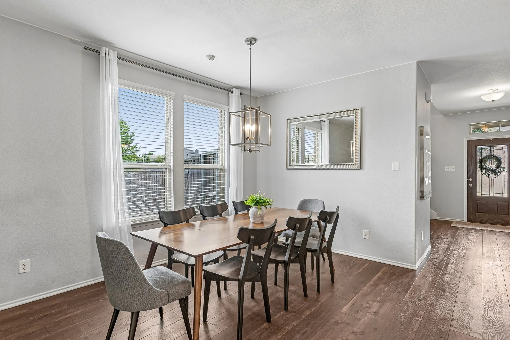 Single Family Residence For Sale in Collin County , 3500 Brazos Street, Melissa, Texas 75454, 5 Bedroom, 4 Bathroom, 2 Garage spaces, 3,362 Sqft, built in 2016, mls#21319126, Real Estate Agent in Melissa, Homes For Sale in Collin county, Homes For Sale in Melissa, Realtor in Melissa Texas, Real Estate Brokerage Independent Realty Texas, Luminita Cordes Realtor