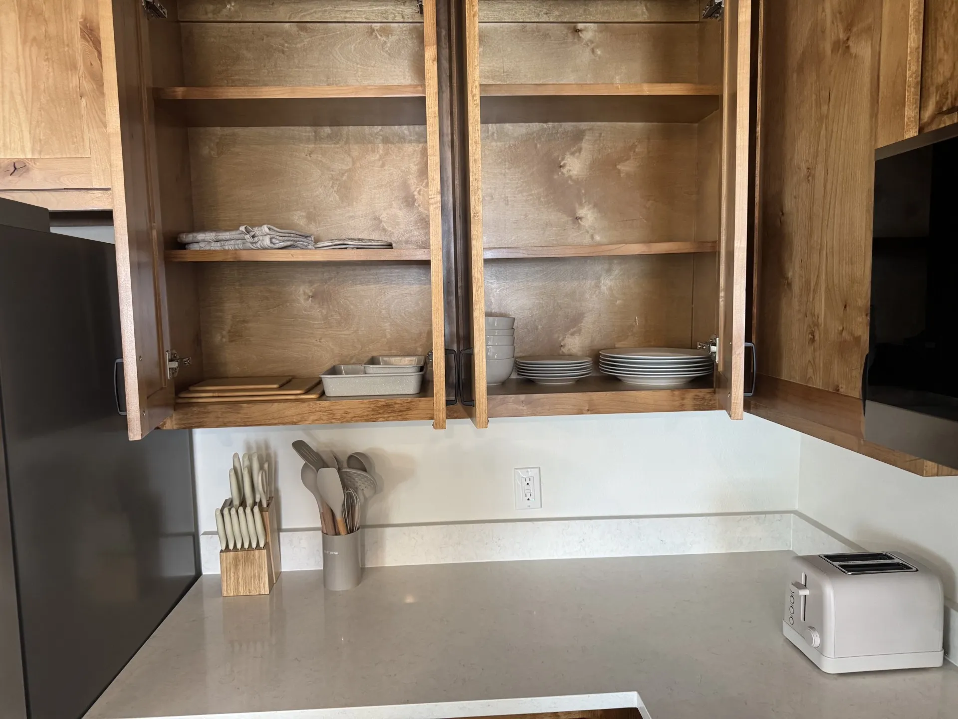 Single Family Residence For Rent in Van Zandt County , 533 Bradburn Road 100, Grand Saline, Texas 75140, 1 Bedroom, 1 Bathroom, Garage spaces, 795 Sqft, built in 2026, mls#21331920, Real Estate Agent in Grand Saline, Homes For Rent in Van Zandt county, Homes For Rent in Grand Saline, Realtor in Grand Saline Texas, Real Estate Brokerage Independent Realty Texas, Luminita Cordes Realtor