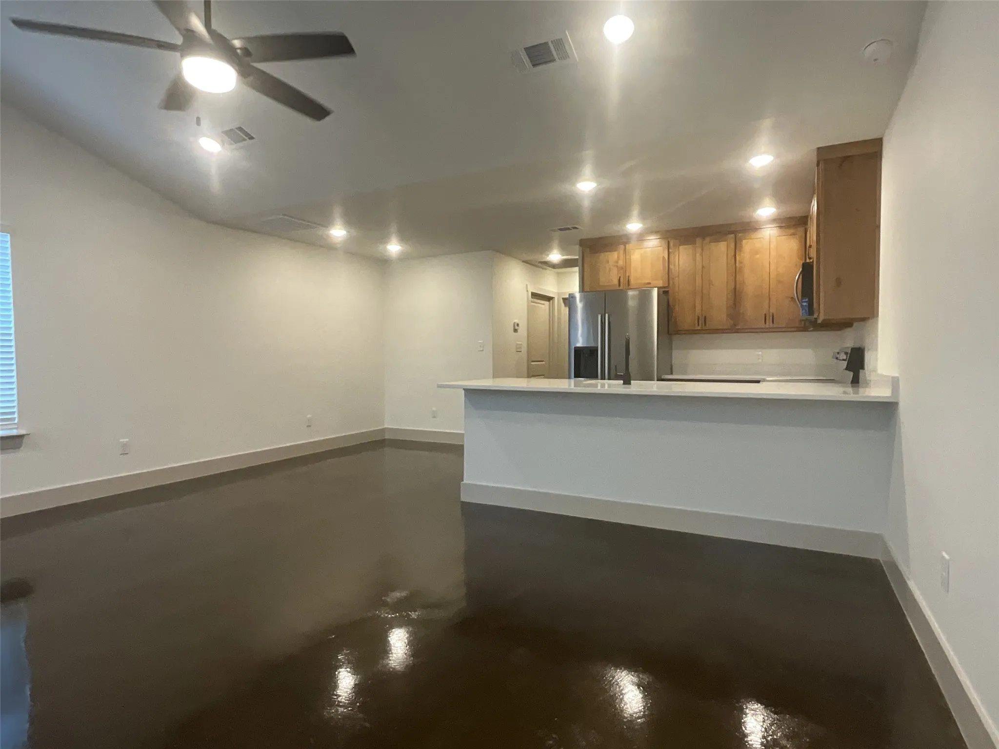 Single Family Residence For Rent in Van Zandt County , 533 Bradburn Road 100, Grand Saline, Texas 75140, 1 Bedroom, 1 Bathroom, Garage spaces, 795 Sqft, built in 2026, mls#21331920, Real Estate Agent in Grand Saline, Homes For Rent in Van Zandt county, Homes For Rent in Grand Saline, Realtor in Grand Saline Texas, Real Estate Brokerage Independent Realty Texas, Luminita Cordes Realtor