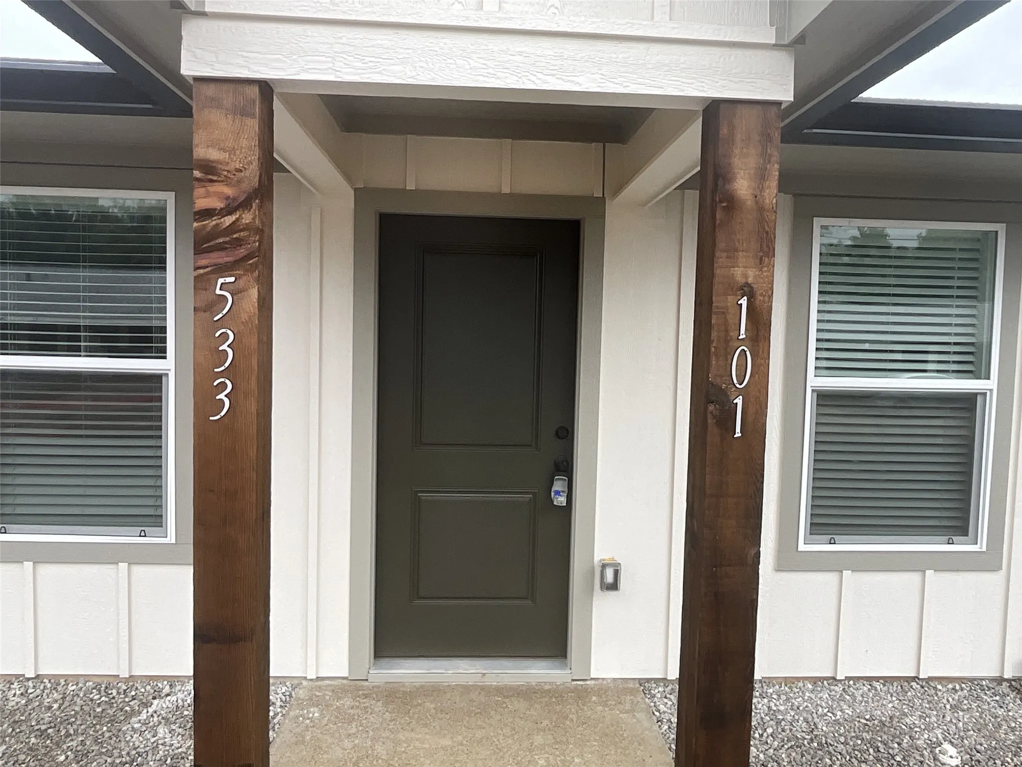 Single Family Residence For Rent in Van Zandt County , 533 Bradburn Road 101, Grand Saline, Texas 75140, 1 Bedroom, 1 Bathroom, Garage spaces, 795 Sqft, built in 2026, mls#21331871, Real Estate Agent in Grand Saline, Homes For Rent in Van Zandt county, Homes For Rent in Grand Saline, Realtor in Grand Saline Texas, Real Estate Brokerage Independent Realty Texas, Luminita Cordes Realtor
