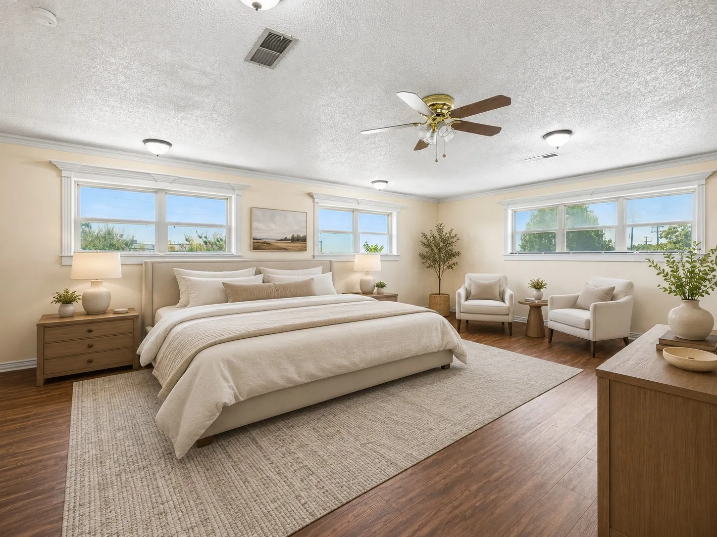 Single Family Residence For Sale in Dallas County , 2122 S Vernon Avenue, Dallas, Texas 75224, 5 Bedroom, 3 Bathroom, 2 Garage spaces, 3,687 Sqft, built in 1958, mls#21329401, Real Estate Agent in Dallas, Homes For Sale in Dallas county, Homes For Sale in Dallas, Realtor in Dallas Texas, Real Estate Brokerage Independent Realty Texas, Luminita Cordes Realtor
