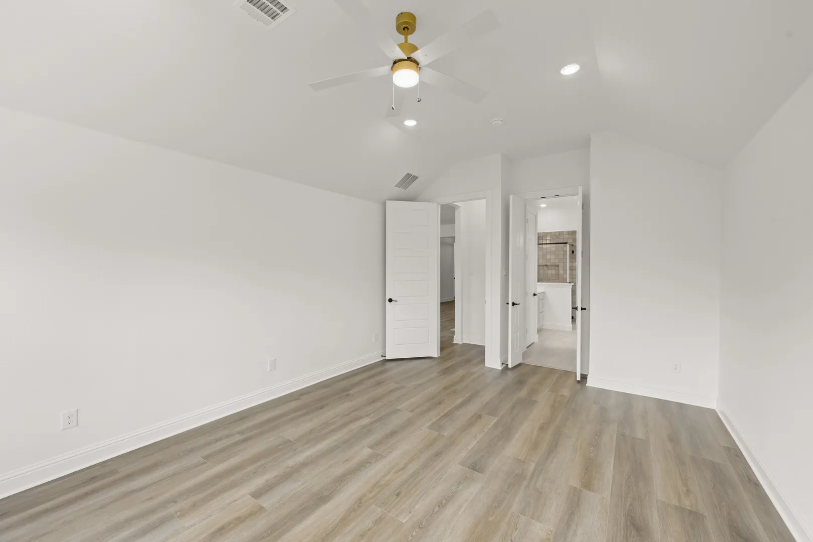 4806 Bel Air- Primary Suite-2