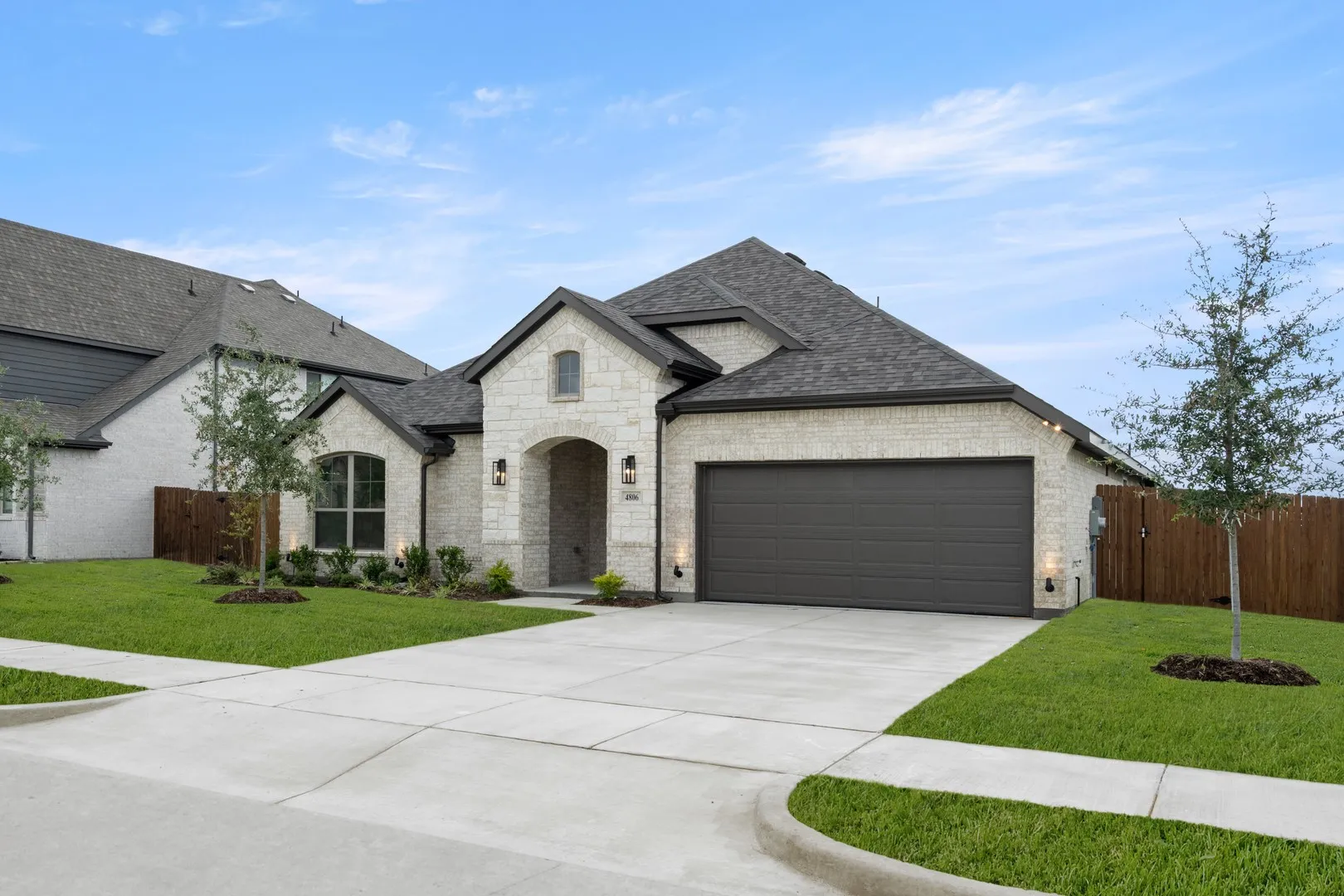 4806 Bel Air- Front-2